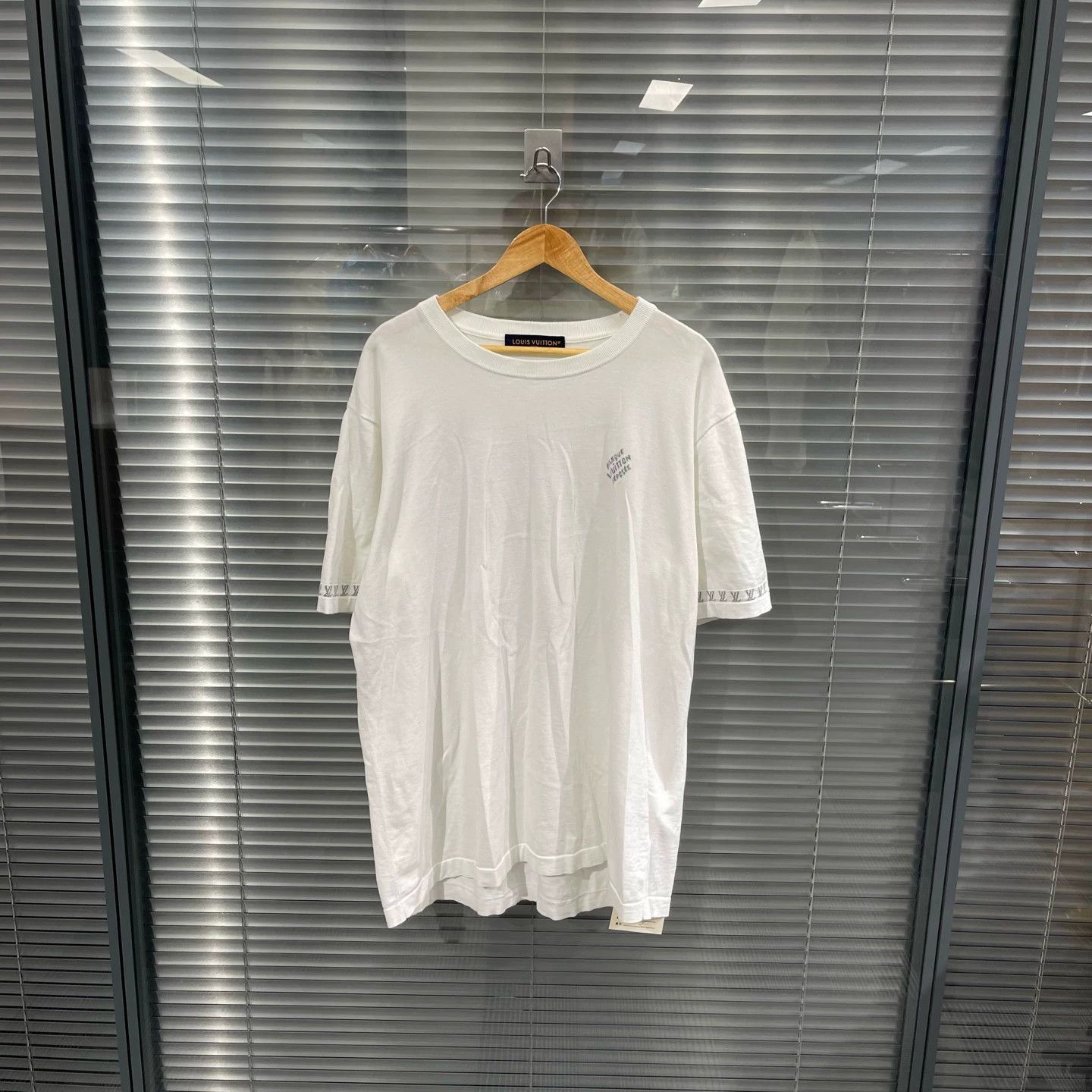 Louis Vuitton White Short-Sleeve Casual Shirt Size US XXL / EU 58 / 5 - 1 Thumbnail
