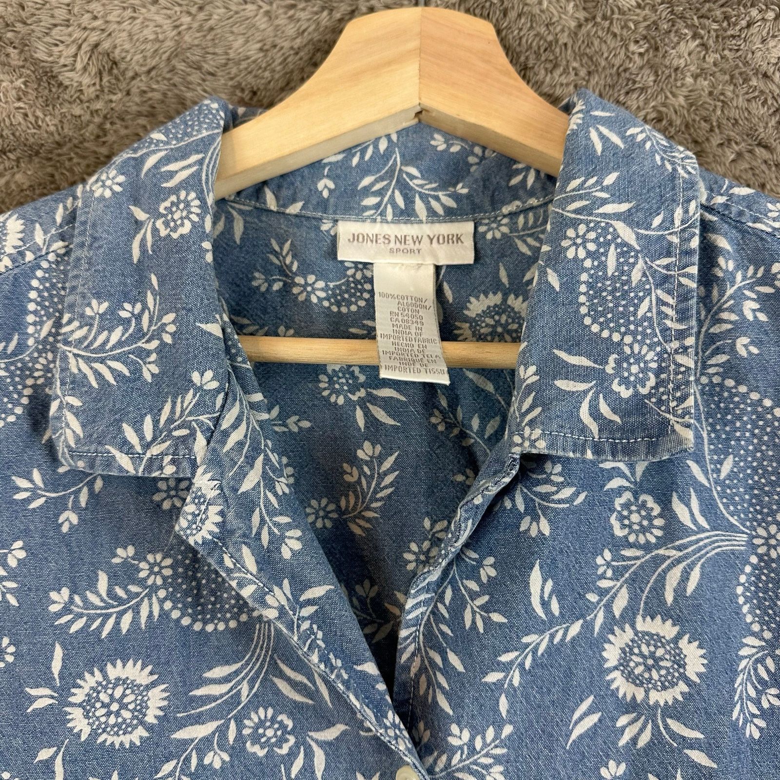 Jones New York Vintage Denim Floral Button Down Short Sleeve Shirt Top Size L / US 10 / IT 46 - 2 Thumbnail