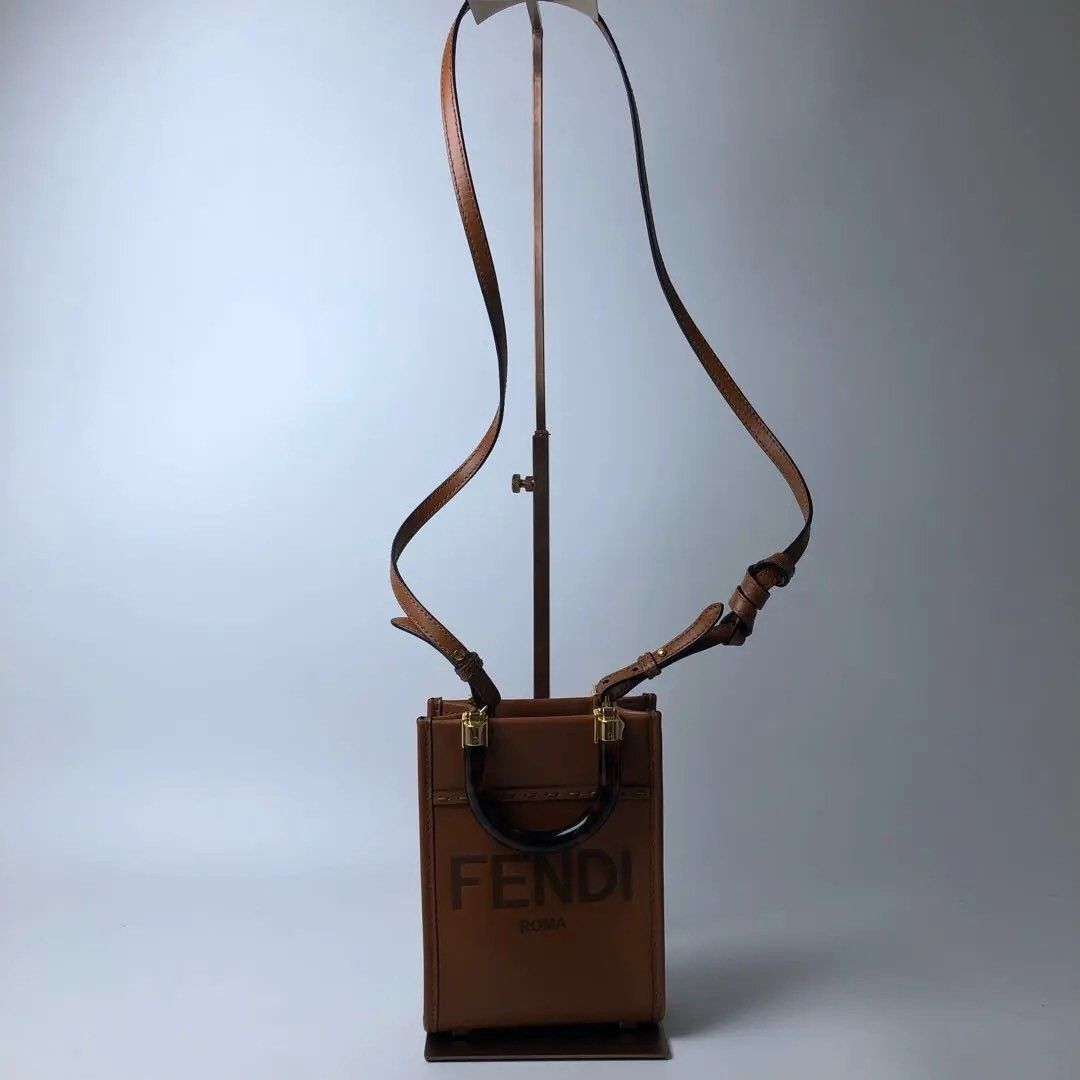 Fendi Pre-loved Bag Very good condition Size ONE SIZE - 1 Thumbnail