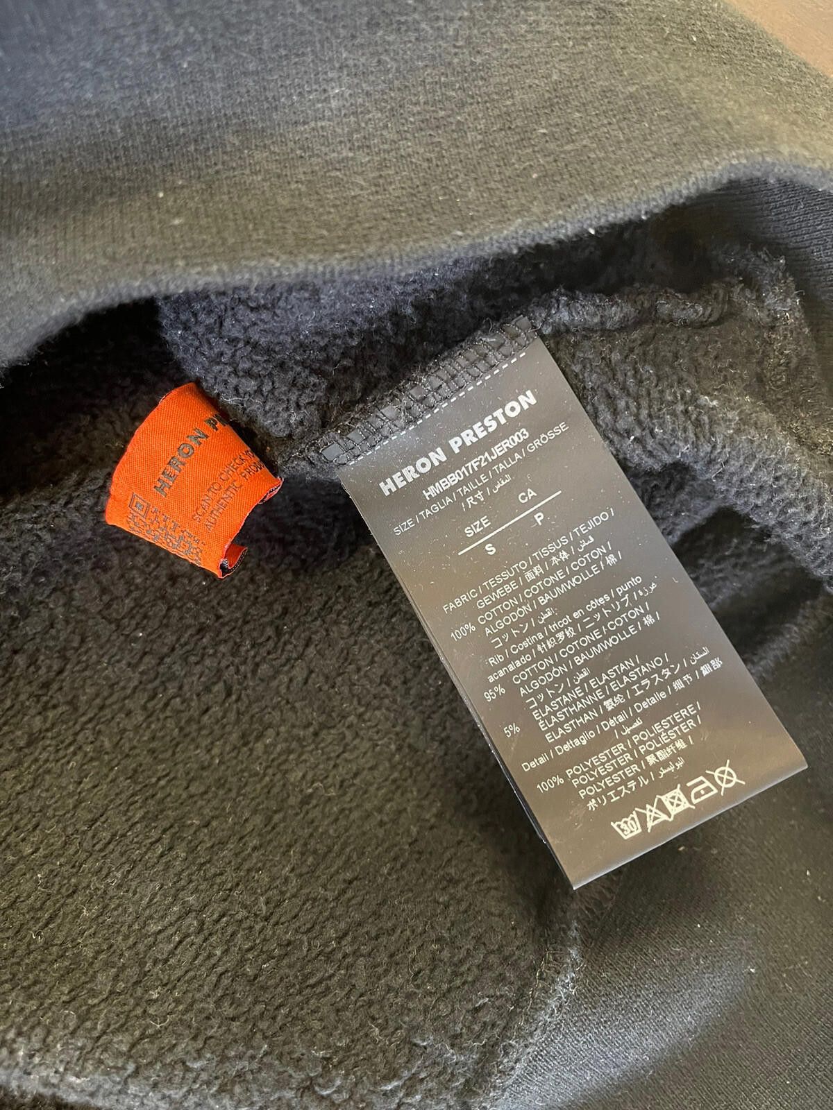 Heron Preston Heron Preston Black Spray Globe Hoodie Size S 🔥 Retail $500 Size US S / EU 44-46 / 1 - 6 Thumbnail