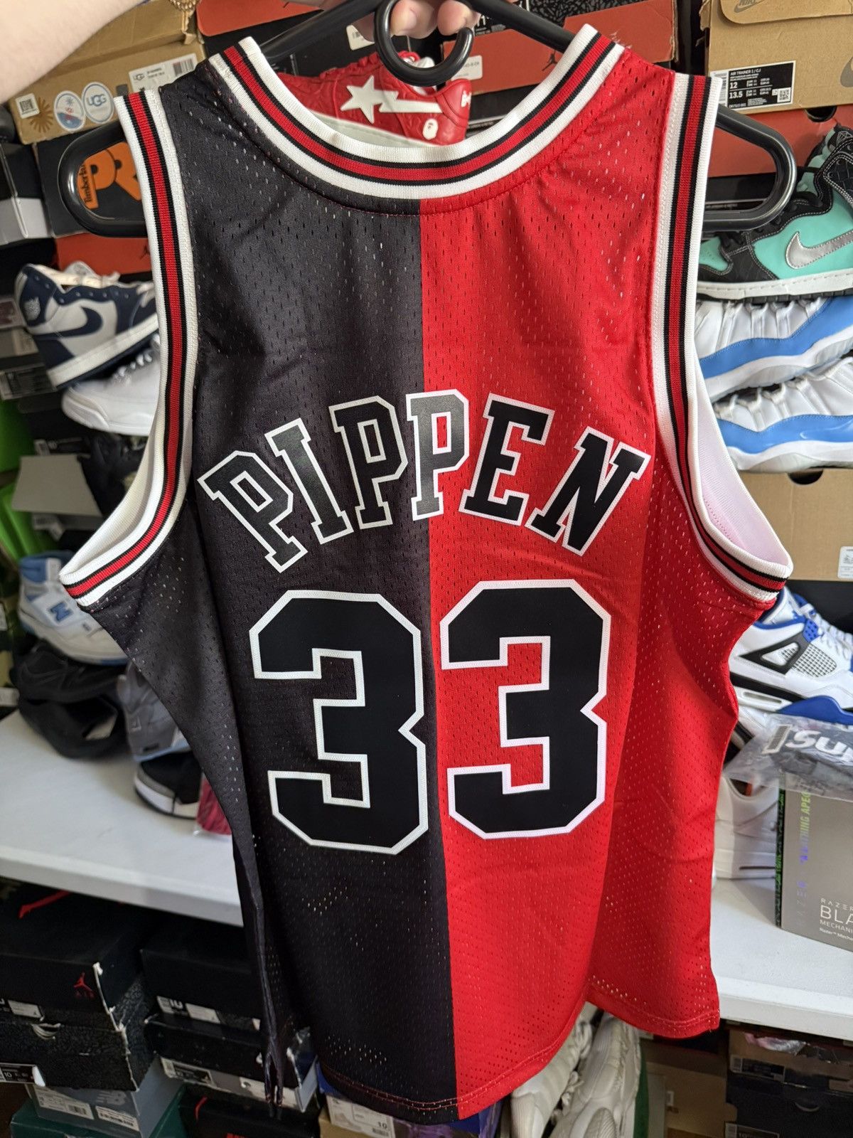 Mitchell & Ness Scottie pippen bulls jersey sz L Size US L / EU 52-54 / 3 - 2 Thumbnail