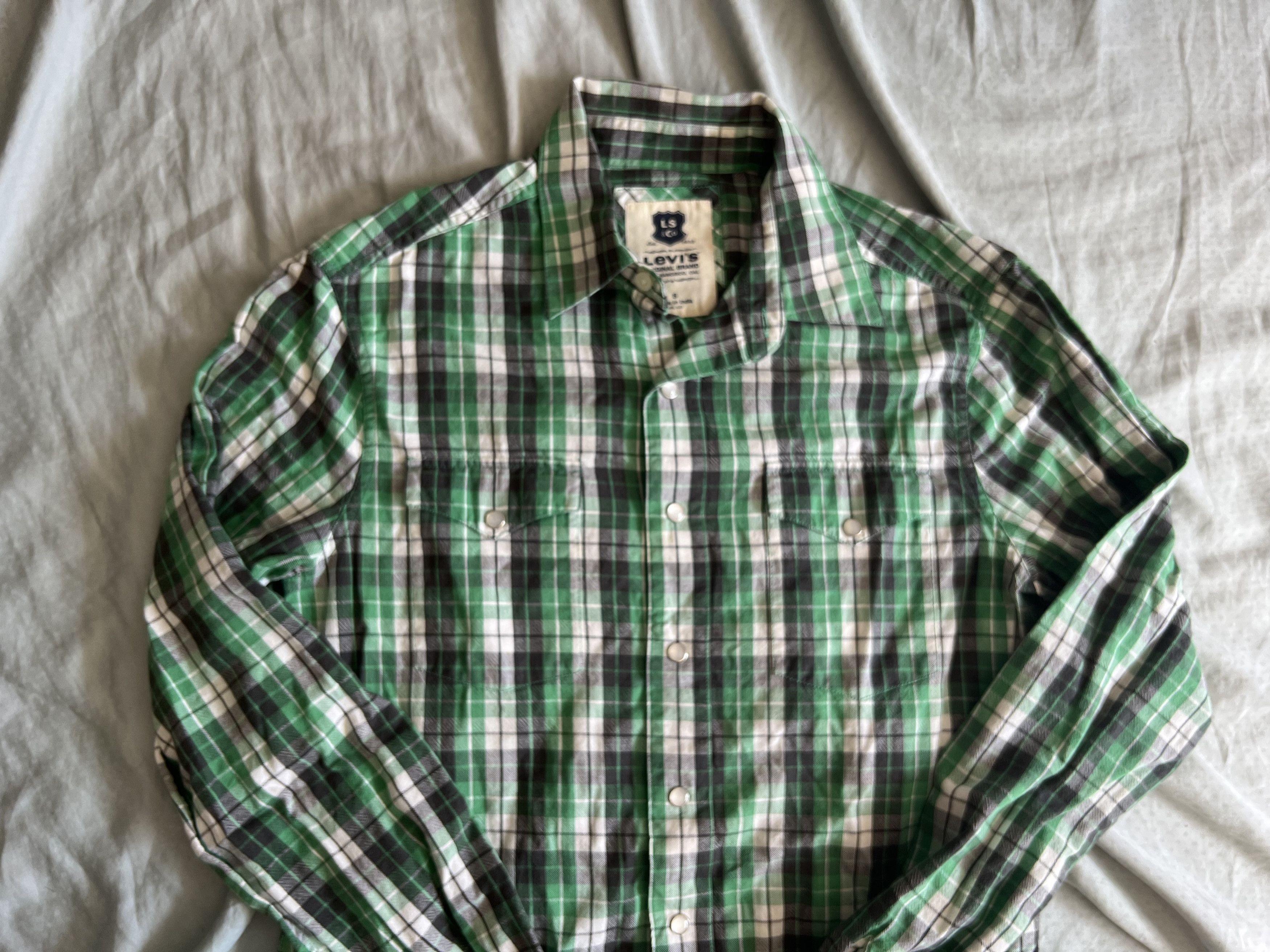 Levi's Levi's western button up shirt in plaid small $89.50 Size US S / EU 44-46 / 1 - 2 Thumbnail