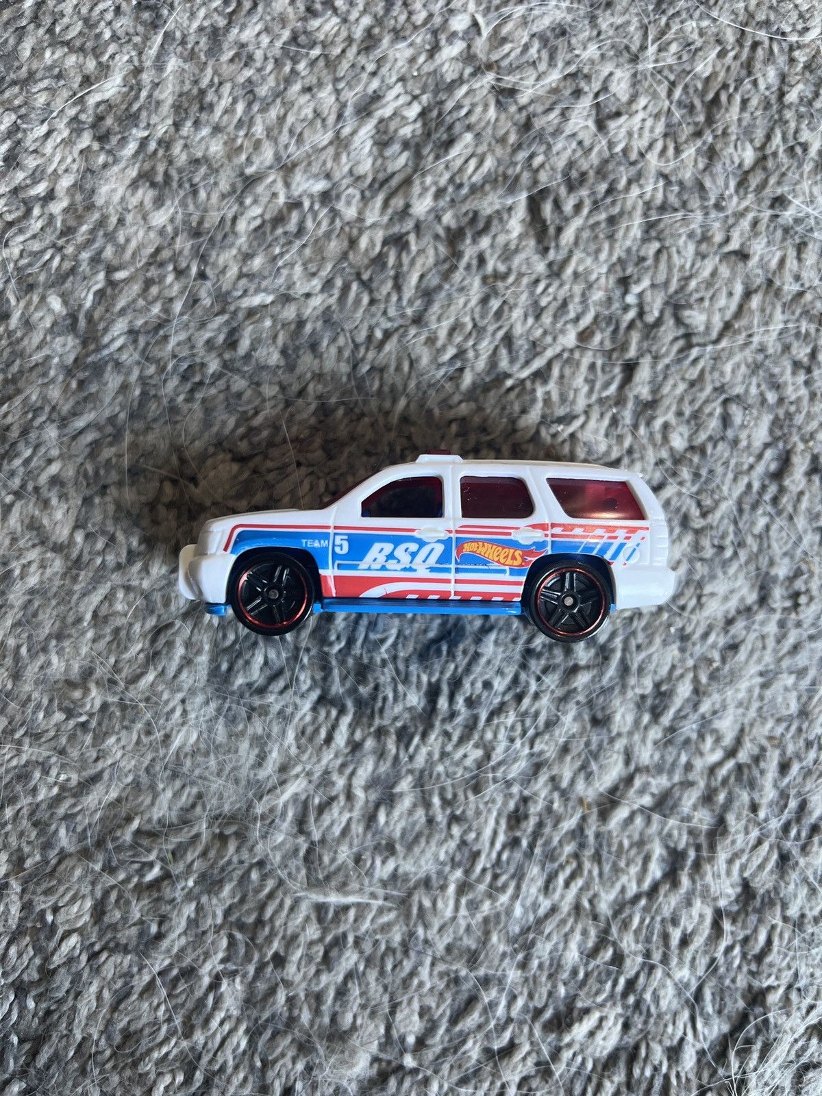 Chevrolet 2007 Mattel Hot Wheels ‘07 Chevy Tahoe Size ONE SIZE - 3 Thumbnail