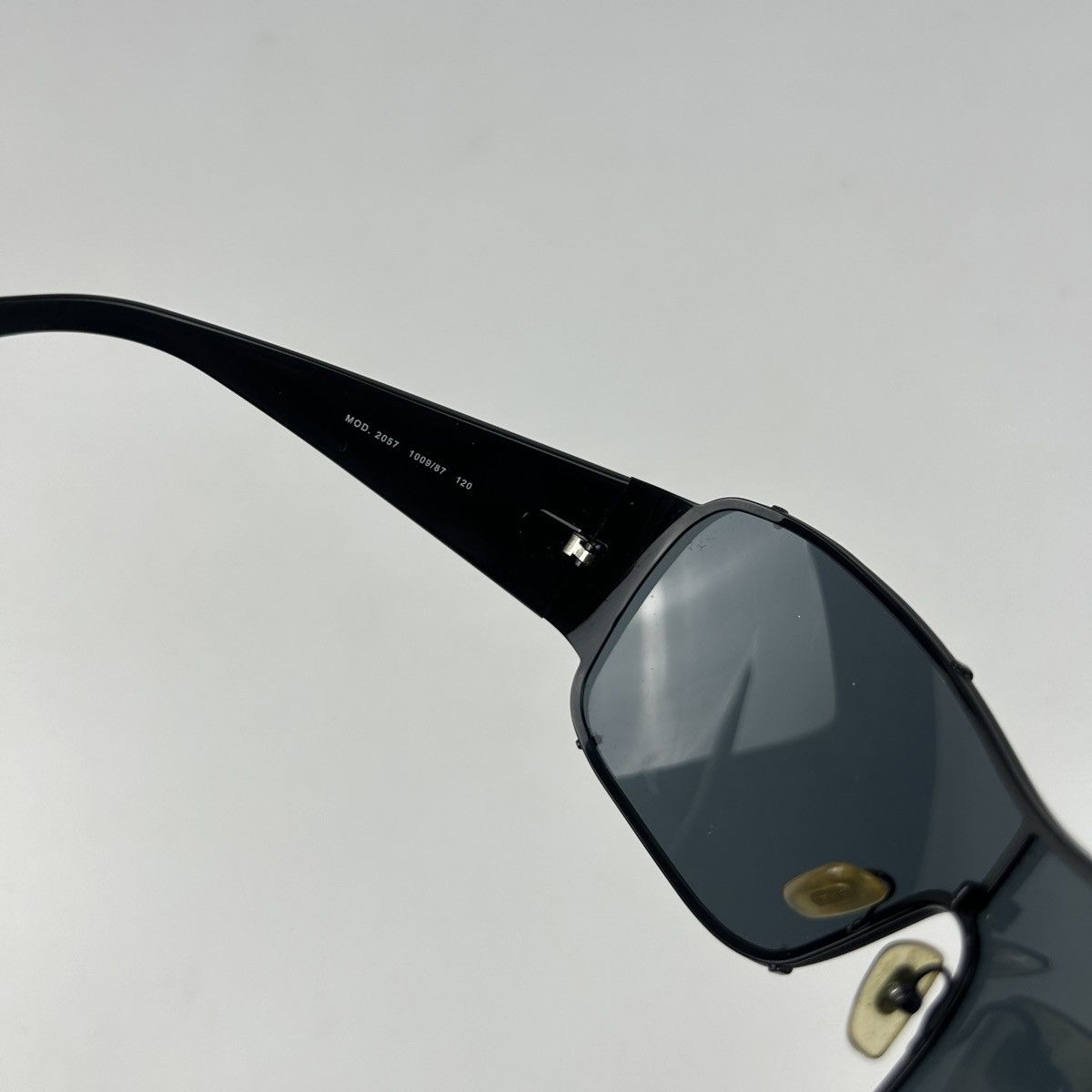 Versace 2000s Versace Lunette Brielle Sunglasses Size ONE SIZE - 8 Thumbnail