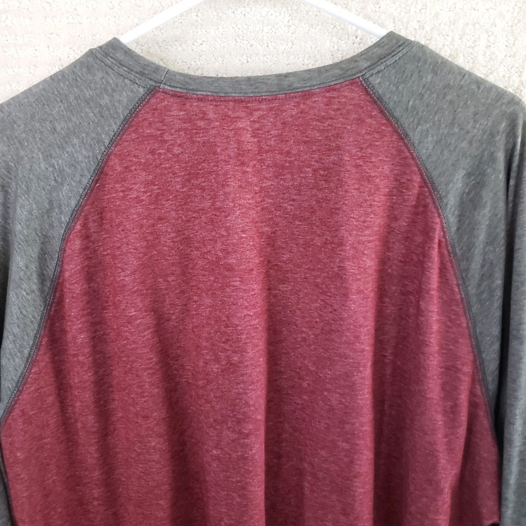 Vintage Columbia Men’s Omni-Wick Baseball Tee Long Sleeve Shirt Heather Red Gray XL Size US XL / EU 56 / 4 - 7 Thumbnail