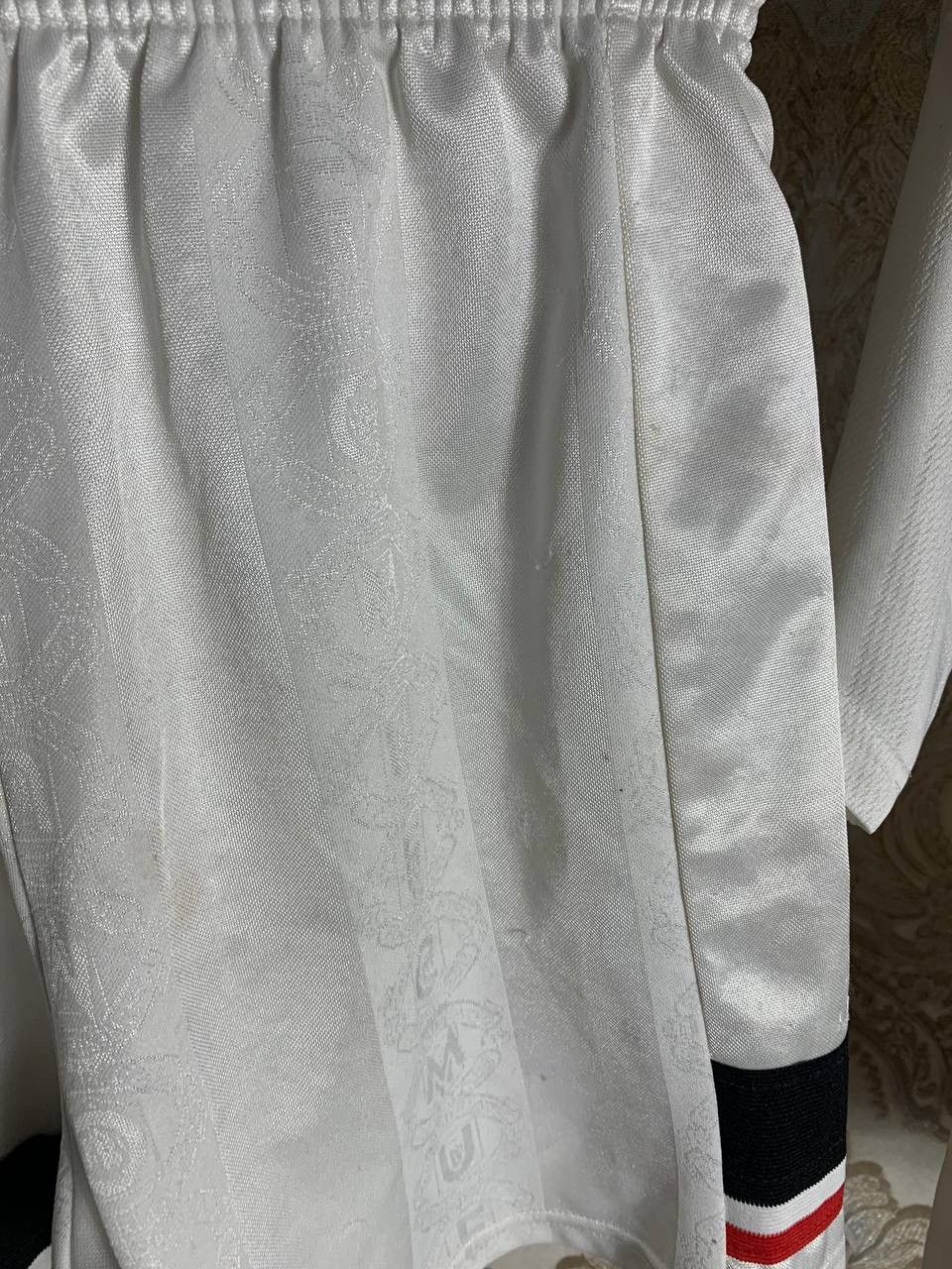 Umbro × Vintage VERY RARE UMBRO FC MANCHESTER UNITED ENGLAND SOCCER JERSEY Size US XS / EU 42 / 0 - 6 Thumbnail