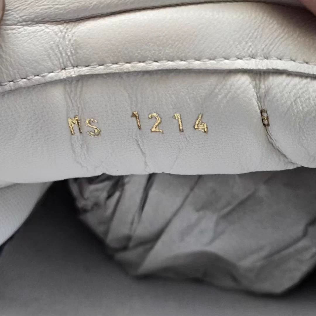 Louis Vuitton LOUIS VUITTON LV SOCCER White Football Boots Size 8/42 Size US 8 / EU 41 - 5 Thumbnail