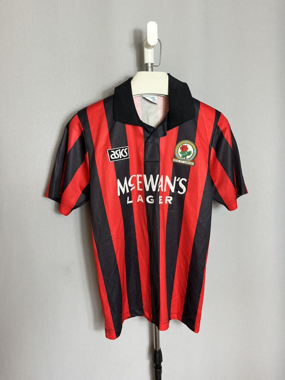 Asics 1992 - 1994 Blackburn Rovers away graeme le-saux jersey Size US S / EU 44-46 / 1 - 1 Thumbnail
