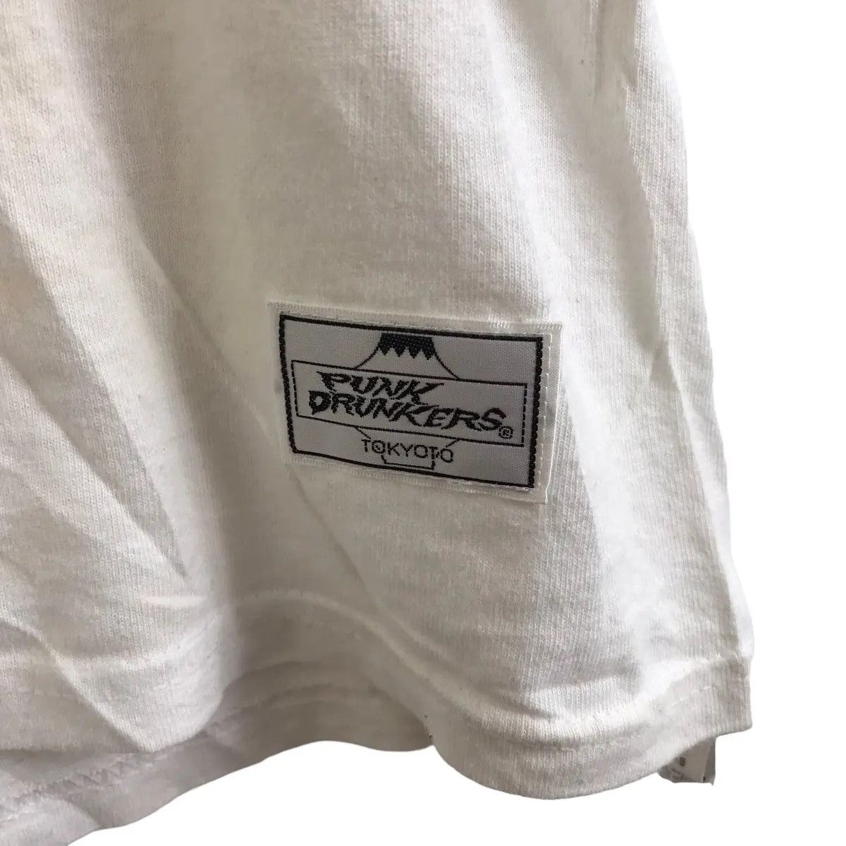 Vintage MILKBOY PUNK DRUNKERS 2060 Art Gallery Tokyo Tee Shirt Size US L / EU 52-54 / 3 - 9 Thumbnail