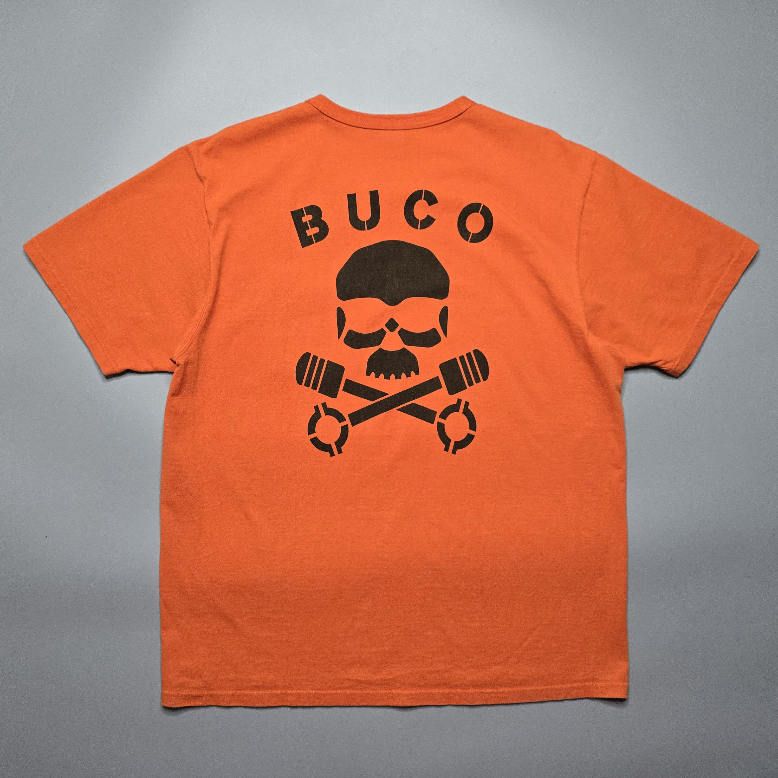 The Real McCoy's Buco - Skull Piston Pocket T-Shirt Size US XL / EU 56 / 4 - 1 Thumbnail