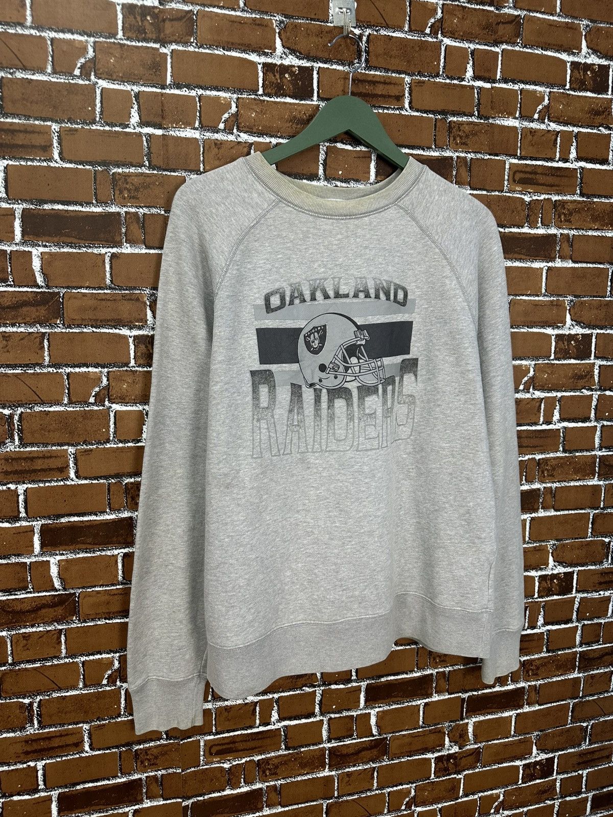 NFL Vintage 90s NFL Oakland Raiders Crewneck Z391 Size US M / EU 48-50 / 2 - 3 Thumbnail