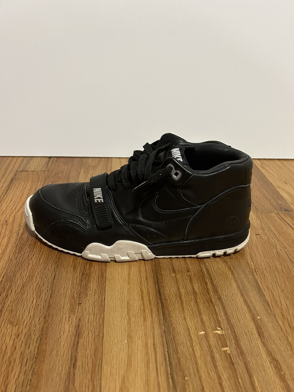 Fragment Design × Nike Nike Air Trainer 1 Mid SP Fragment Design Black Size 10.5 Size US 10.5 / EU 43-44 - 1 Thumbnail