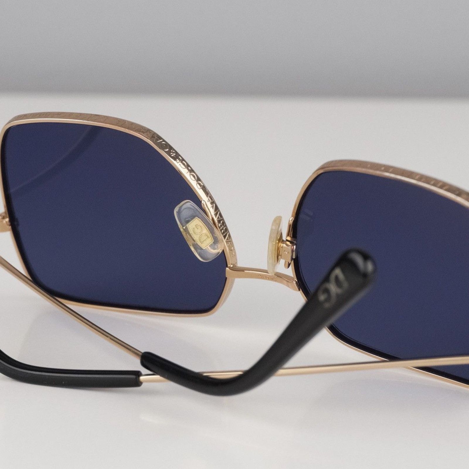 Dolce & Gabbana Dolce gabbana gold monogram dg logo sunglasses Size ONE SIZE - 9 Thumbnail