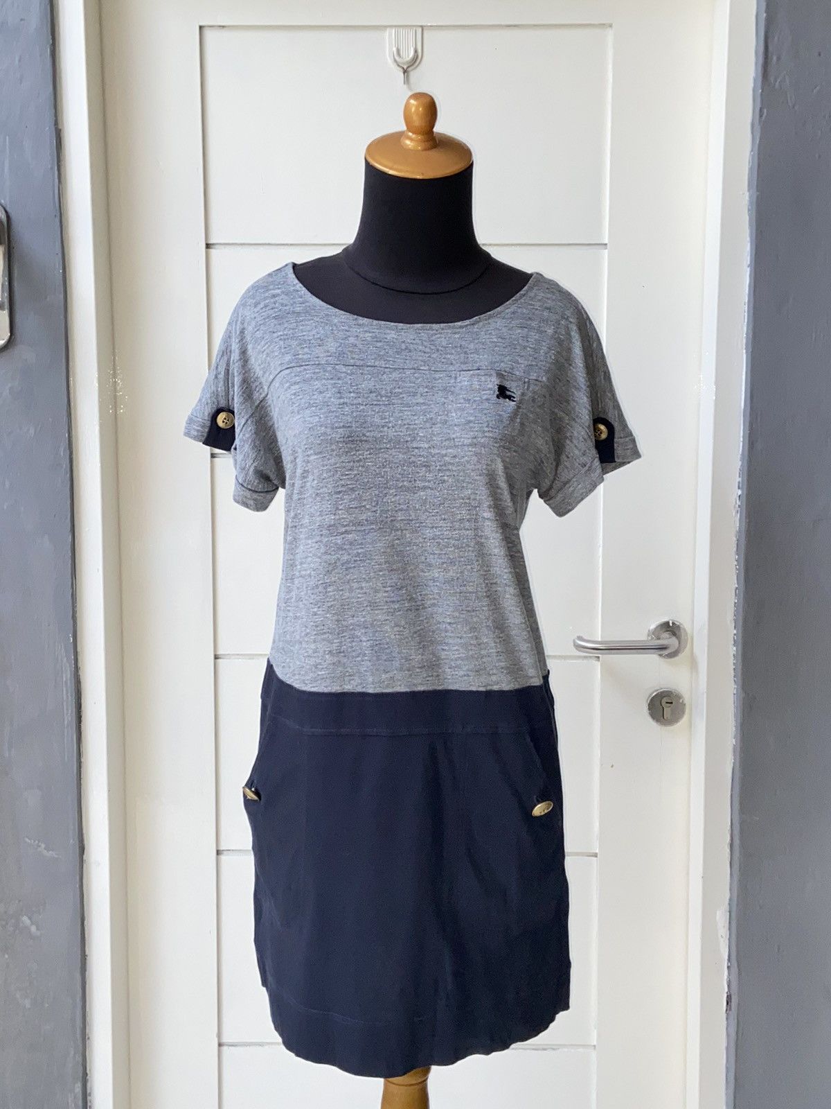 Burberry BURBERRY Grey Midi Dress Size XS / US 0-2 / IT 36-38 - 5 Thumbnail