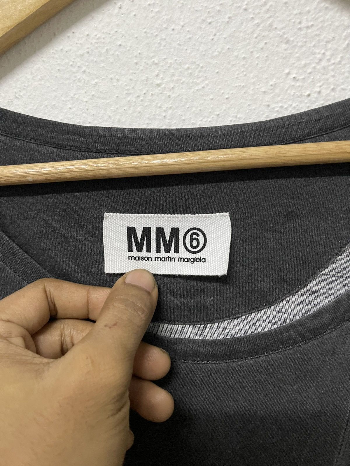 Maison Margiela SS 2019 MAISON MARGIELA CUT AND SEW TSHIRT RARE DESIGN Size S / US 4 / IT 40 - 9 Thumbnail