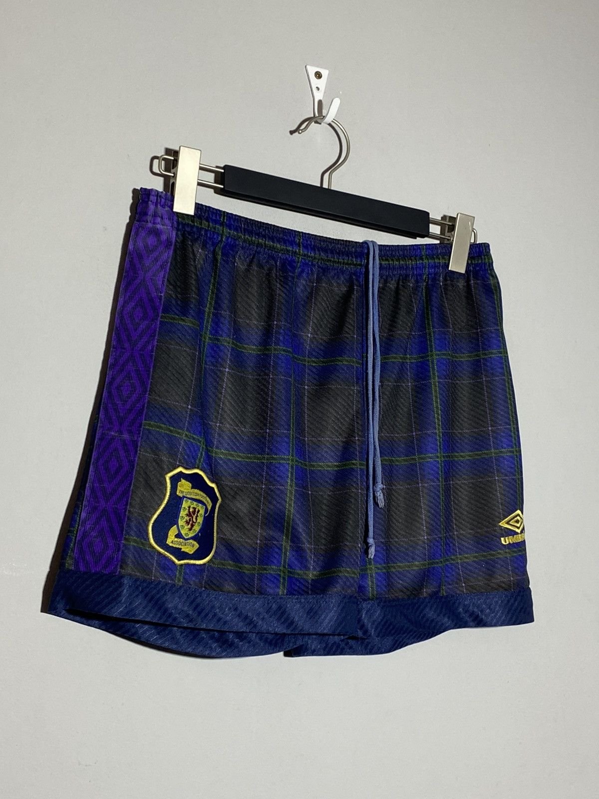 Umbro Vintage 90s Umbro Scotland National Team Rare Shorts Size US 32 / EU 48 - 3 Thumbnail