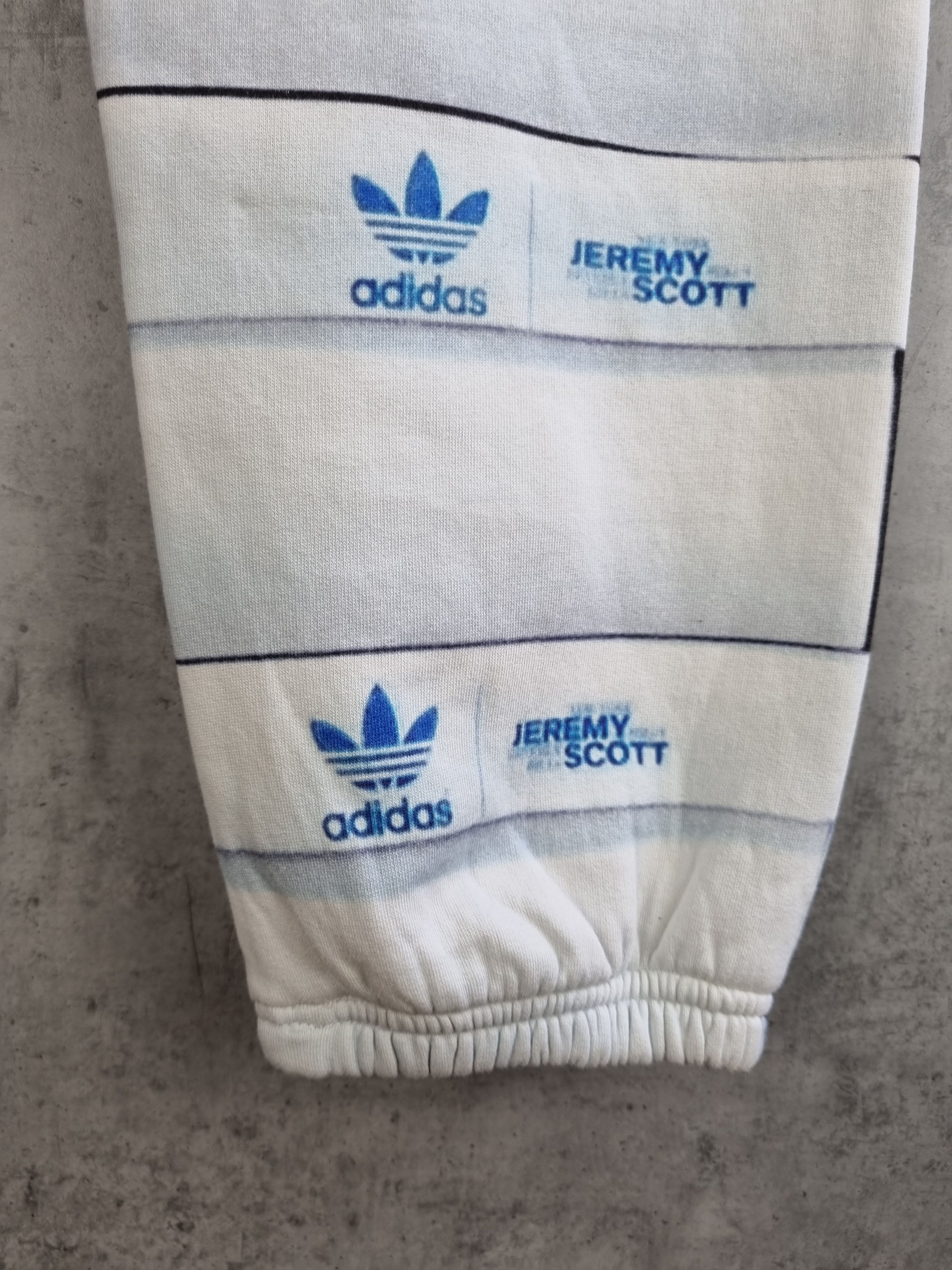 Adidas × Jeremy Scott Jeremy Scott Adidas Monogram Joggers Size US 31 - 8 Thumbnail