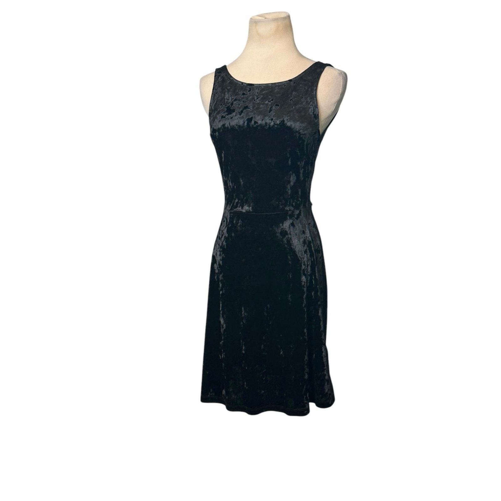 H&M H&M Divided black velvet deep V back mini party dress size 4 Size S / US 4 / IT 40 - 10 Thumbnail