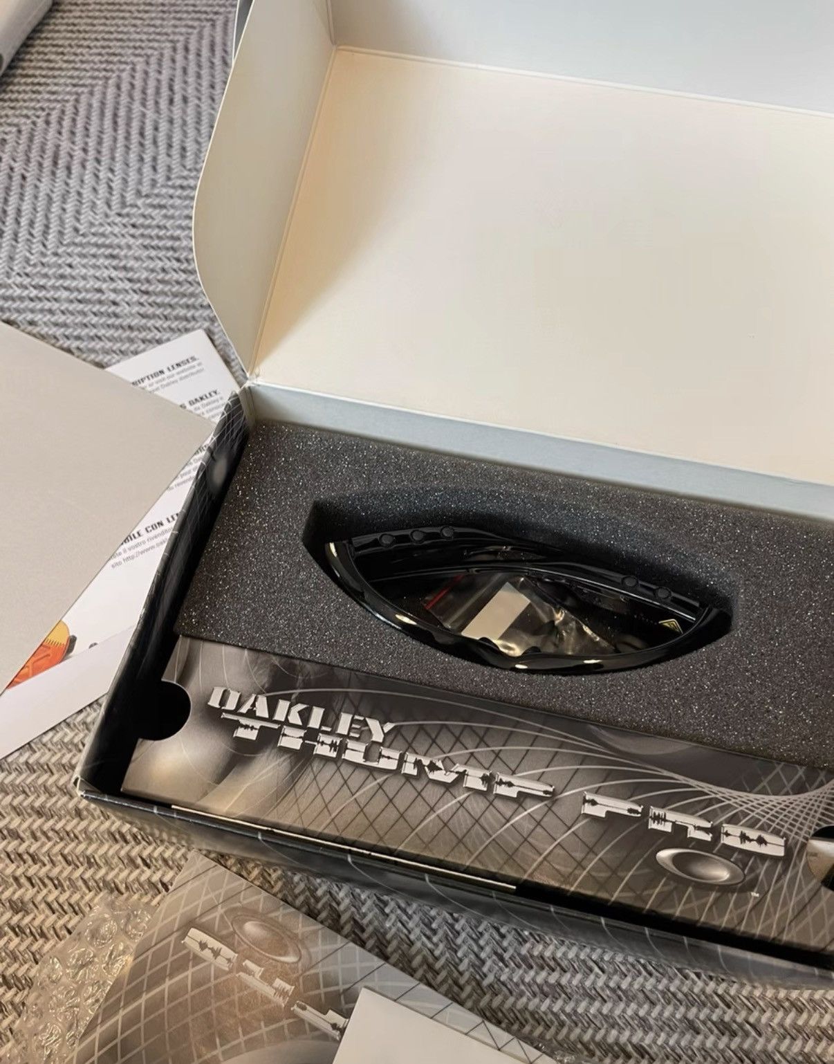 Oakley Oakley Thump MP3 Sunglasses K24 Size ONE SIZE - 2 Thumbnail