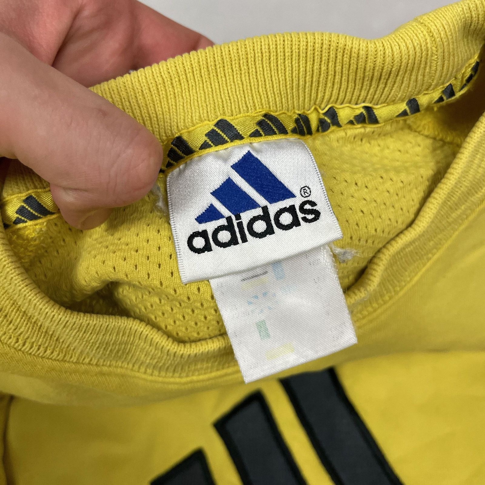Adidas × Vintage Vintage Adidas Men's Yellow Embroidered Pullover Sweatshirt Size US M / EU 48-50 / 2 - 8 Thumbnail