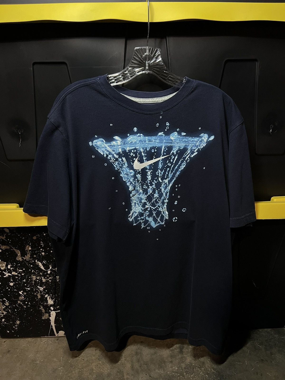 Nike Nike Broken Glass T Shirt Size US XL / EU 56 / 4 - 1 Thumbnail