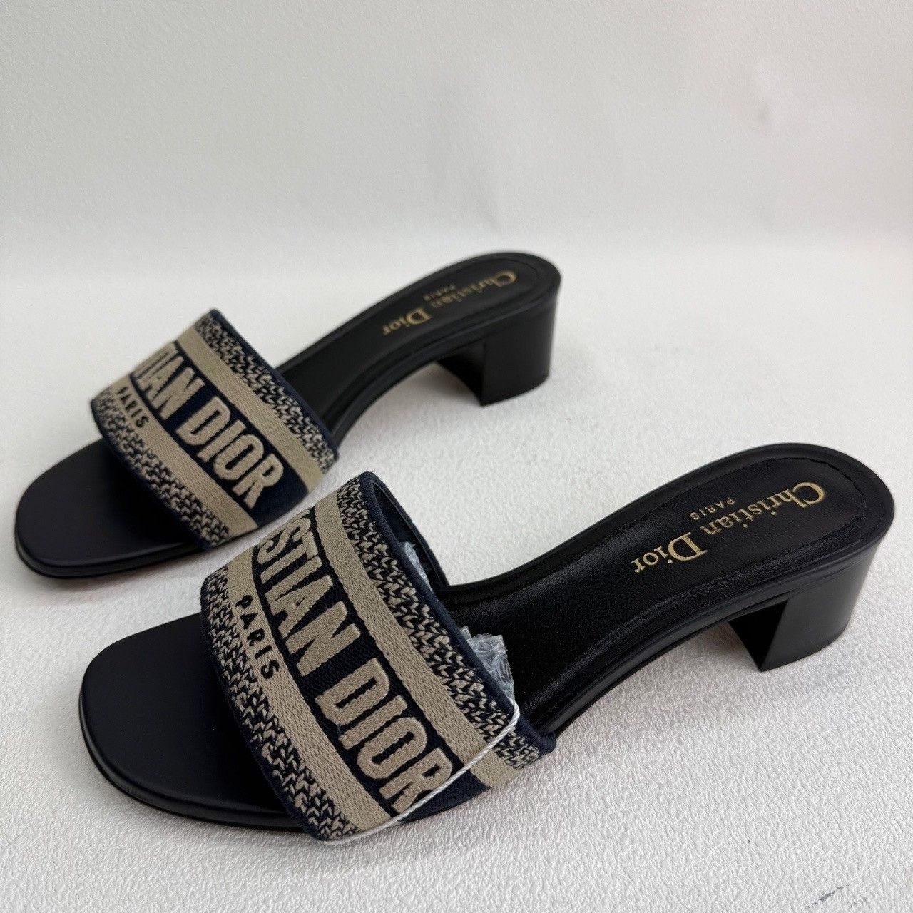 Dior Dior Embroidered Blue Sandals us_6-5 Women Size US 6.5 / IT 36.5 - 1 Thumbnail