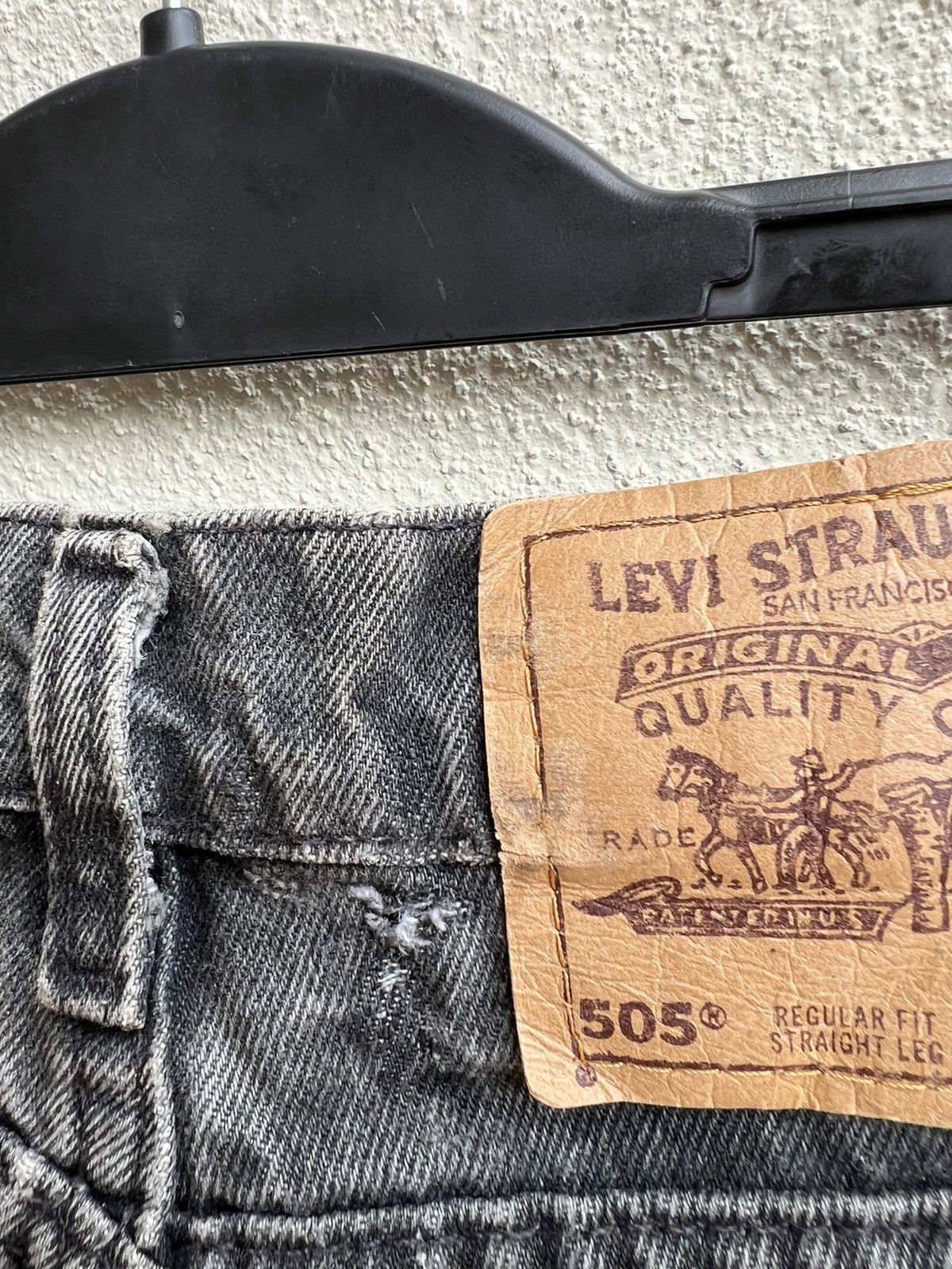 Levi's 1996 Levi’s 505 Orange Tab Fade Black Distress Denim Jeans Size US 35 - 20 Thumbnail