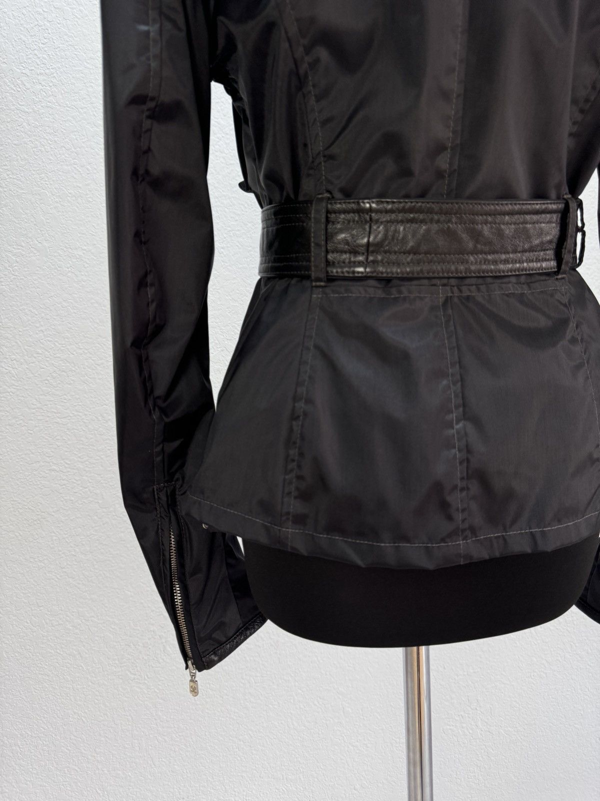Belstaff × Designer Women's Belstaff Gold Label Jacket Belted Black Size 42 Size US XS / EU 42 / 0 - 11 Thumbnail