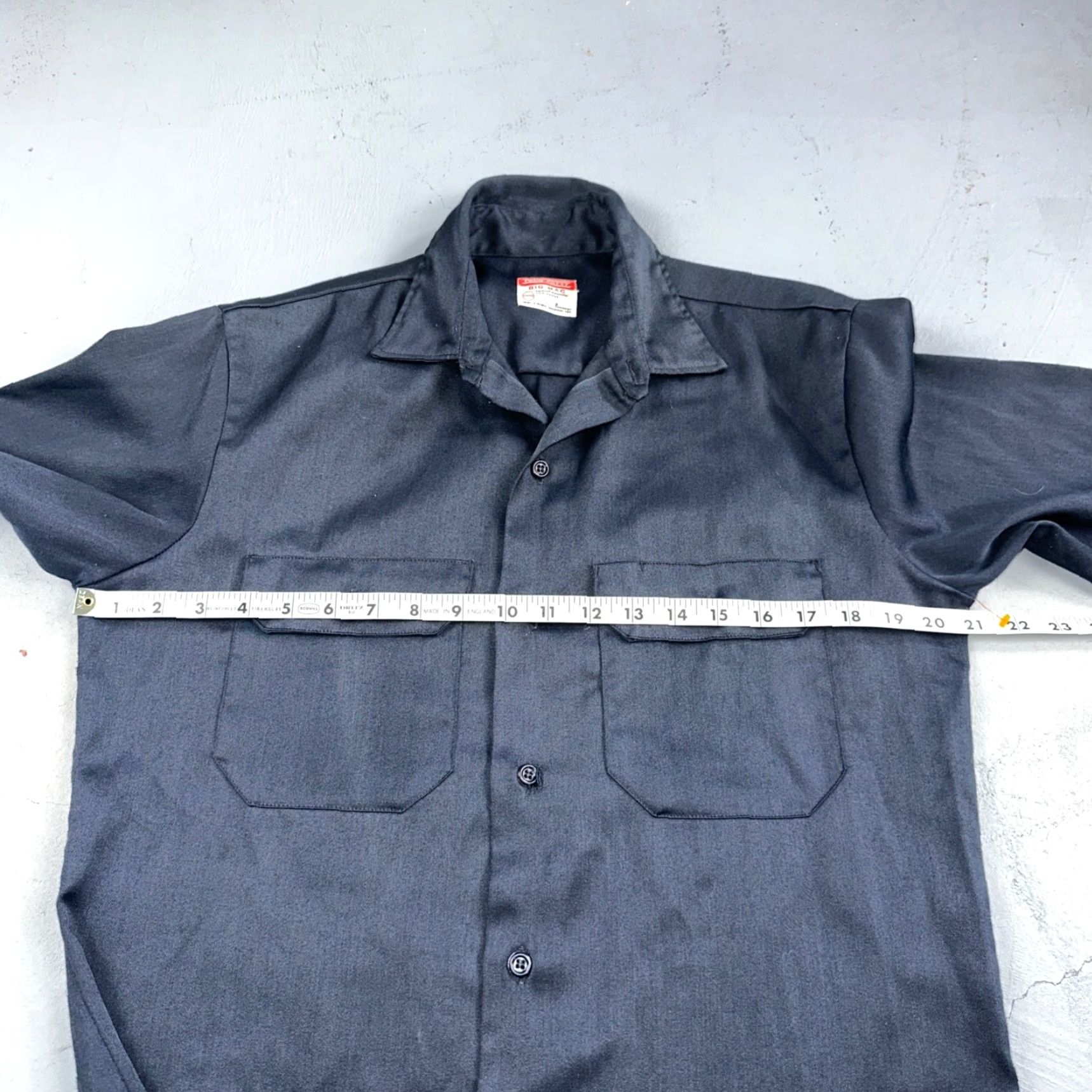 Vintage Vintage J. C. Penney Big Mac Shirt Dark Navy Blue 70s 1970s 50/50 Button-Up Shirt Mens Small Blue 60s 70s Classic Dad Geek Hipster Outdoor USA Size US S / EU 44-46 / 1 - 6 Thumbnail