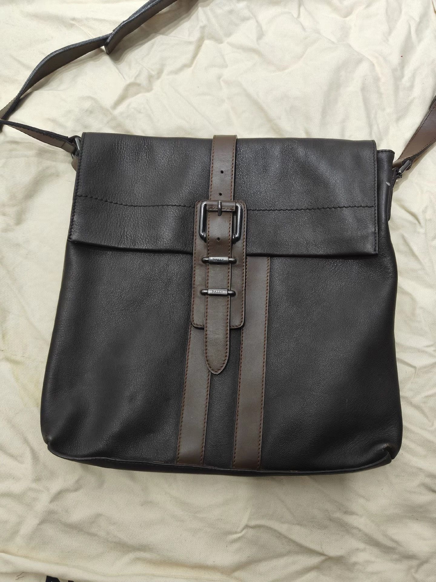 Bally Bally Men's Calfskin Shoulder Bag K29 Size ONE SIZE - 1 Thumbnail