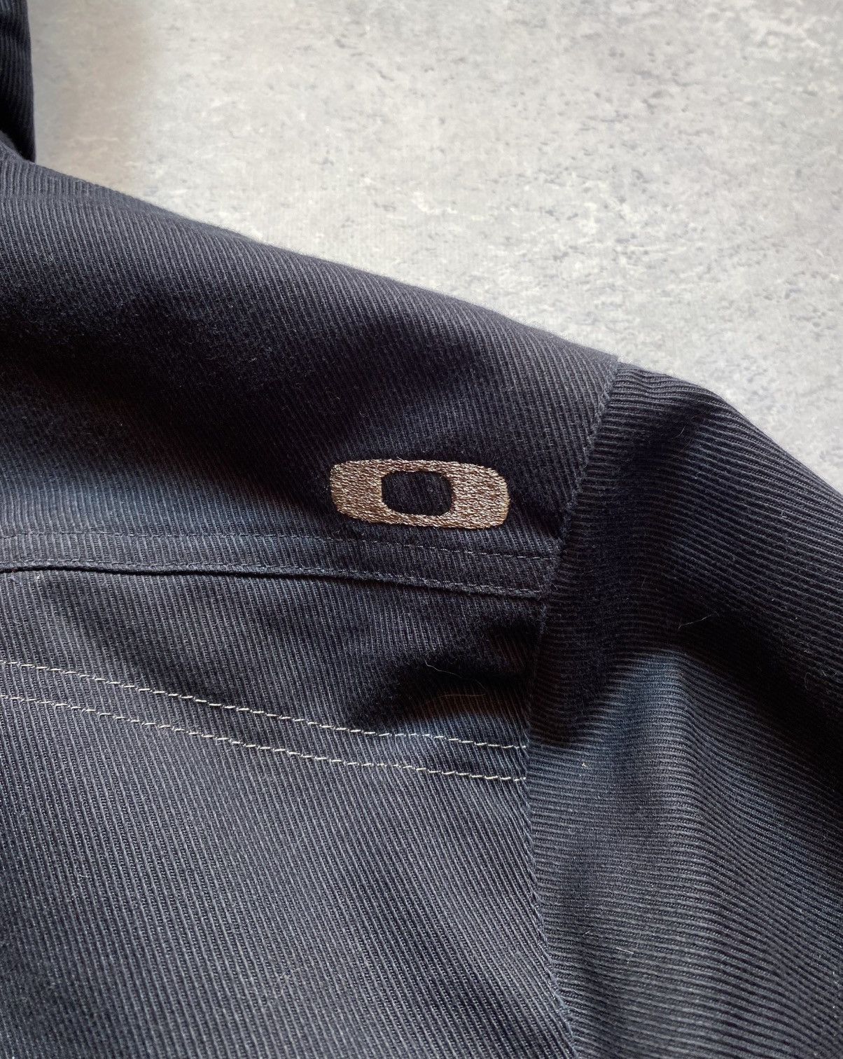 Oakley Vintage Oakley Canvas Utility Field Jacket Navy Size Medium Size US M / EU 48-50 / 2 - 10 Thumbnail
