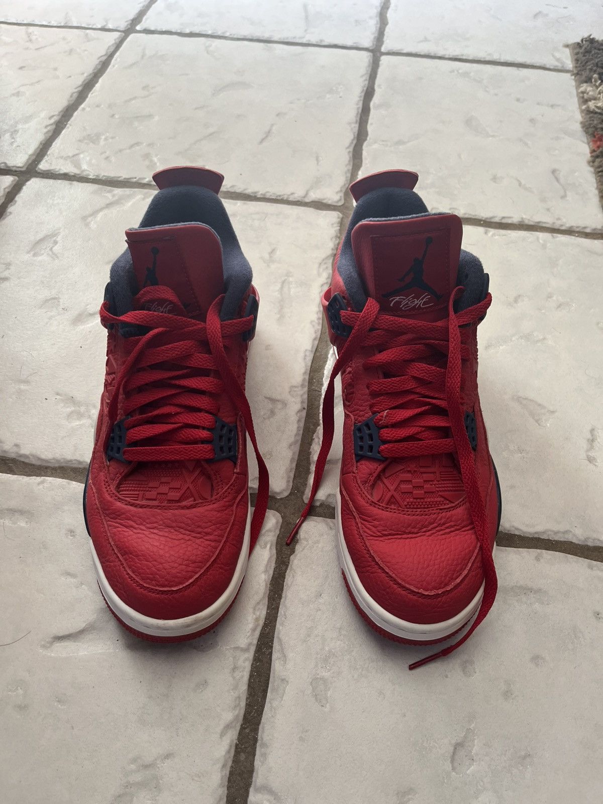 Jordan Brand 2019 Air Jordan 4 Retro GS ‘FIBA’ Size US 9.5 / EU 42-43 - 1 Thumbnail