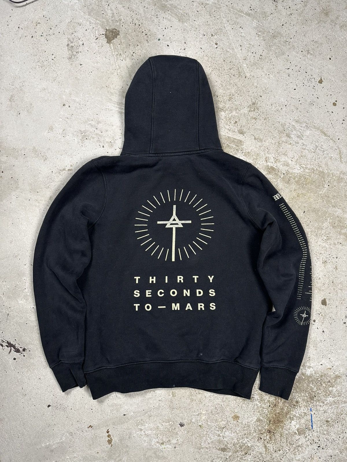 Band Tees Vintage Thirsty Seconds to Mars 30 Band Tour Hoodie Size US M / EU 48-50 / 2 - 1 Thumbnail