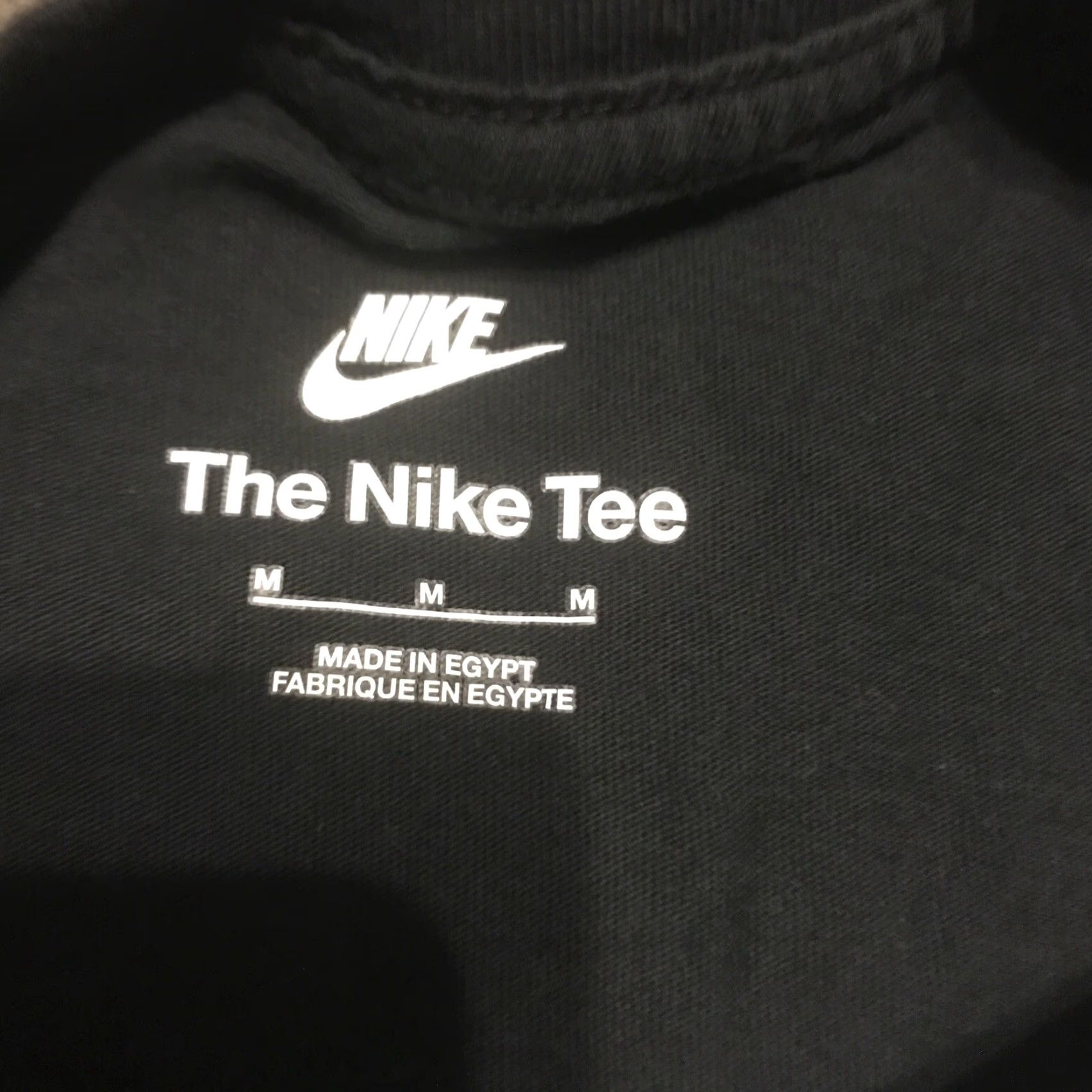 Nike Nike Sportswear Tee Black M Women T-Shirt Activewear Graphic Size ONE SIZE - 3 Thumbnail