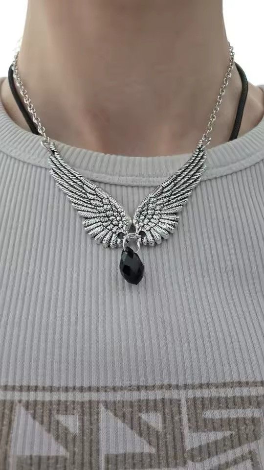 Vintage Vintage Angel Wings Black Zirconia Stone Pendant Necklace Size ONE SIZE - 3 Thumbnail