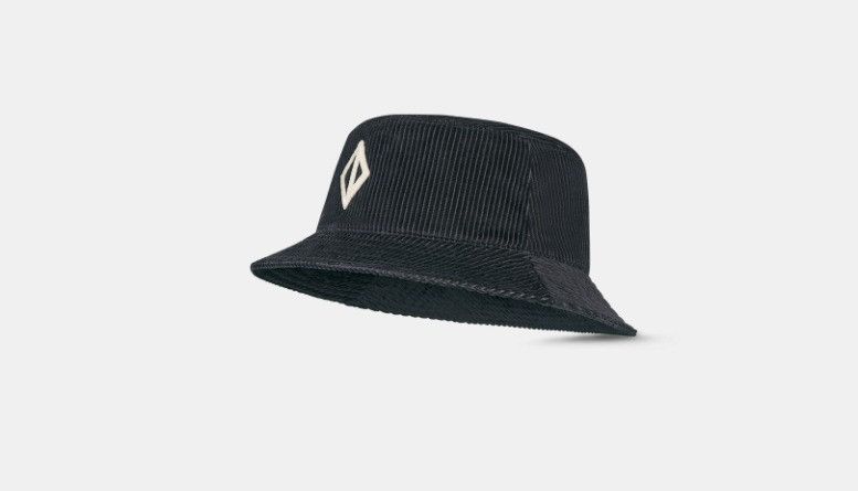 Dior o1w1db11224 Size: OS / Bucket (Hat / Cap) in Navy Blue Size ONE SIZE - 2 Thumbnail