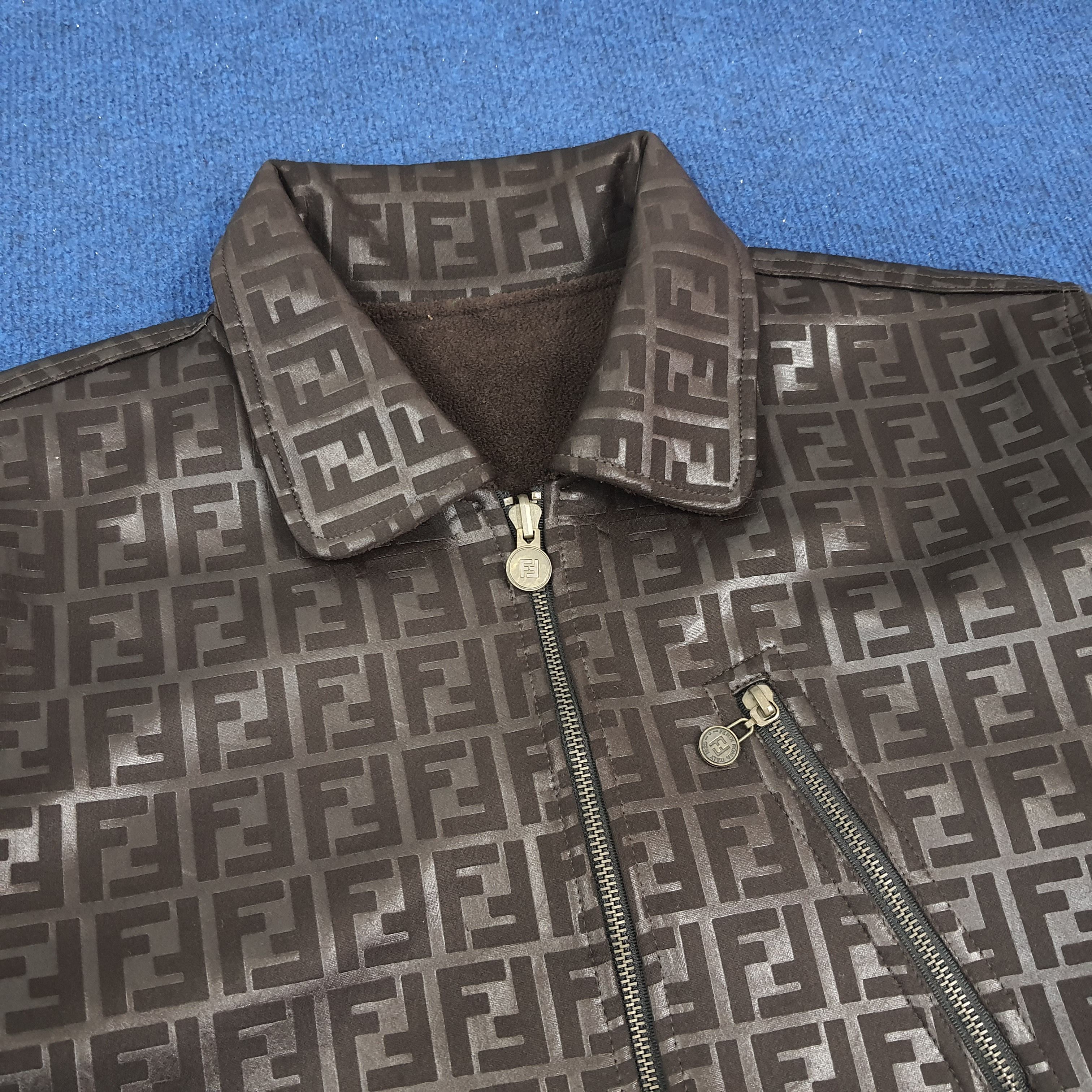 Fendi × Vintage Vintage FENDI Monogram Reversible Fleece Jacket Size US L / EU 52-54 / 3 - 3 Thumbnail