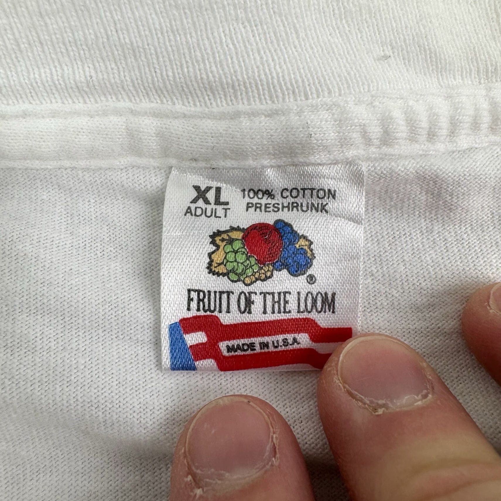 Fruit Of The Loom VINTAGE Fruit of the Loom T-Shirt Adult XL White USA 90s Shirt Mens || Size US XL / EU 56 / 4 - 3 Thumbnail