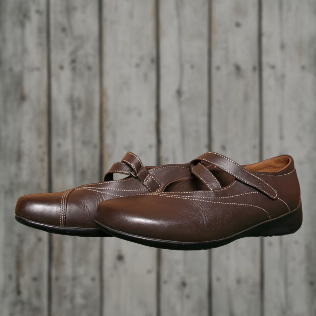 Vintage WOLKY Passion Brown Leather Mary Jane USD 8 Women Casual Hook & Loop 39 EUR 39 ≈ US 8 Mary Jane Womens Leather Brown Passion Size ONE SIZE - 1 Thumbnail