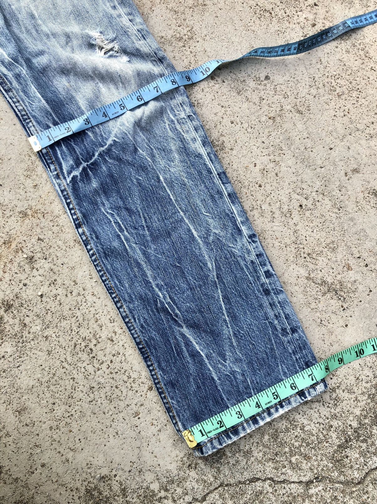 Japanese Brand VILLAND WASHED BLUE DISTRESSED DENIM Size US 31 - 8 Thumbnail