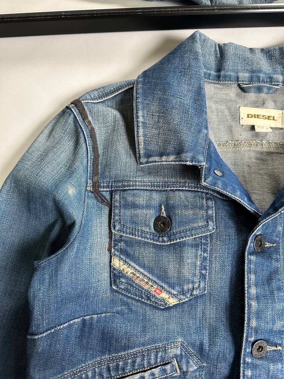Diesel Vintage 00s Diesel Washed Cropped Denim Jacket Size M / US 6-8 / IT 42-44 - 4 Thumbnail