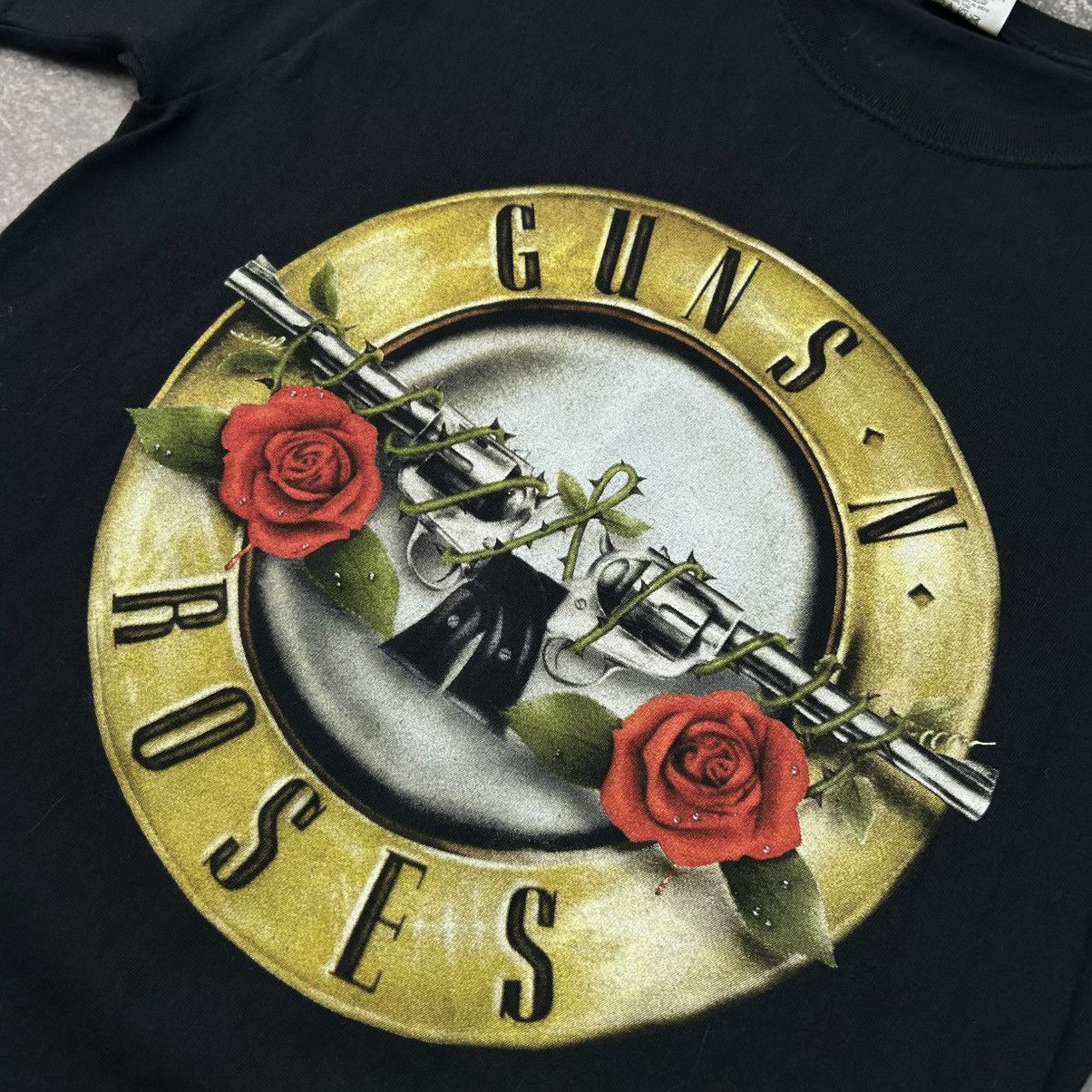 Band Tees Vintage Guns N Roses Big logo Rock band 2000’s tee size S Size US S / EU 44-46 / 1 - 3 Thumbnail