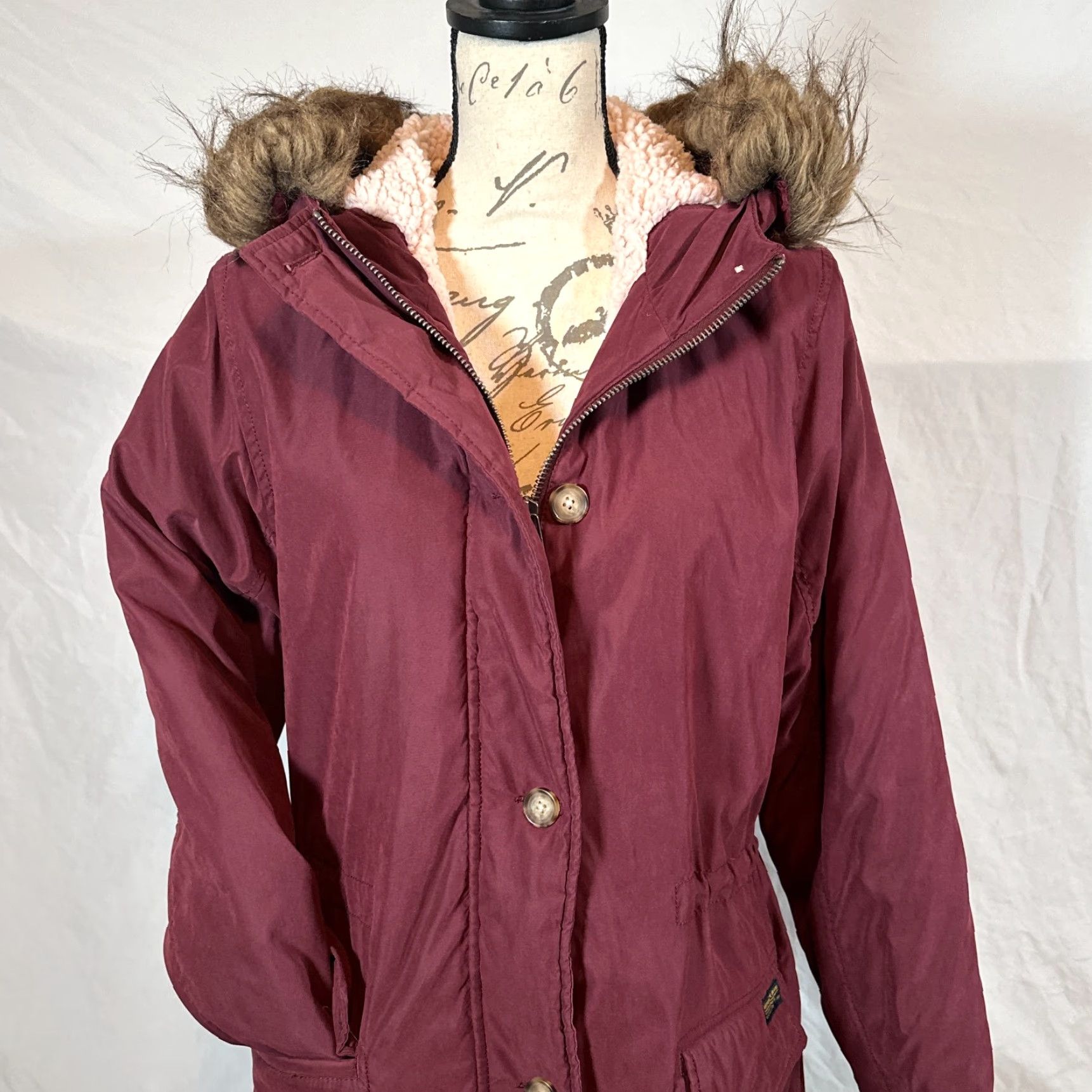 Abercrombie & Fitch VINTAGE Abercrombie & Fitch Jacket Coat Parka Hooded Lined Faux Fur Red Burgundy Extra Large Women’s XL Jacket Size XL / US 12-14 / IT 48-50 - 3 Thumbnail