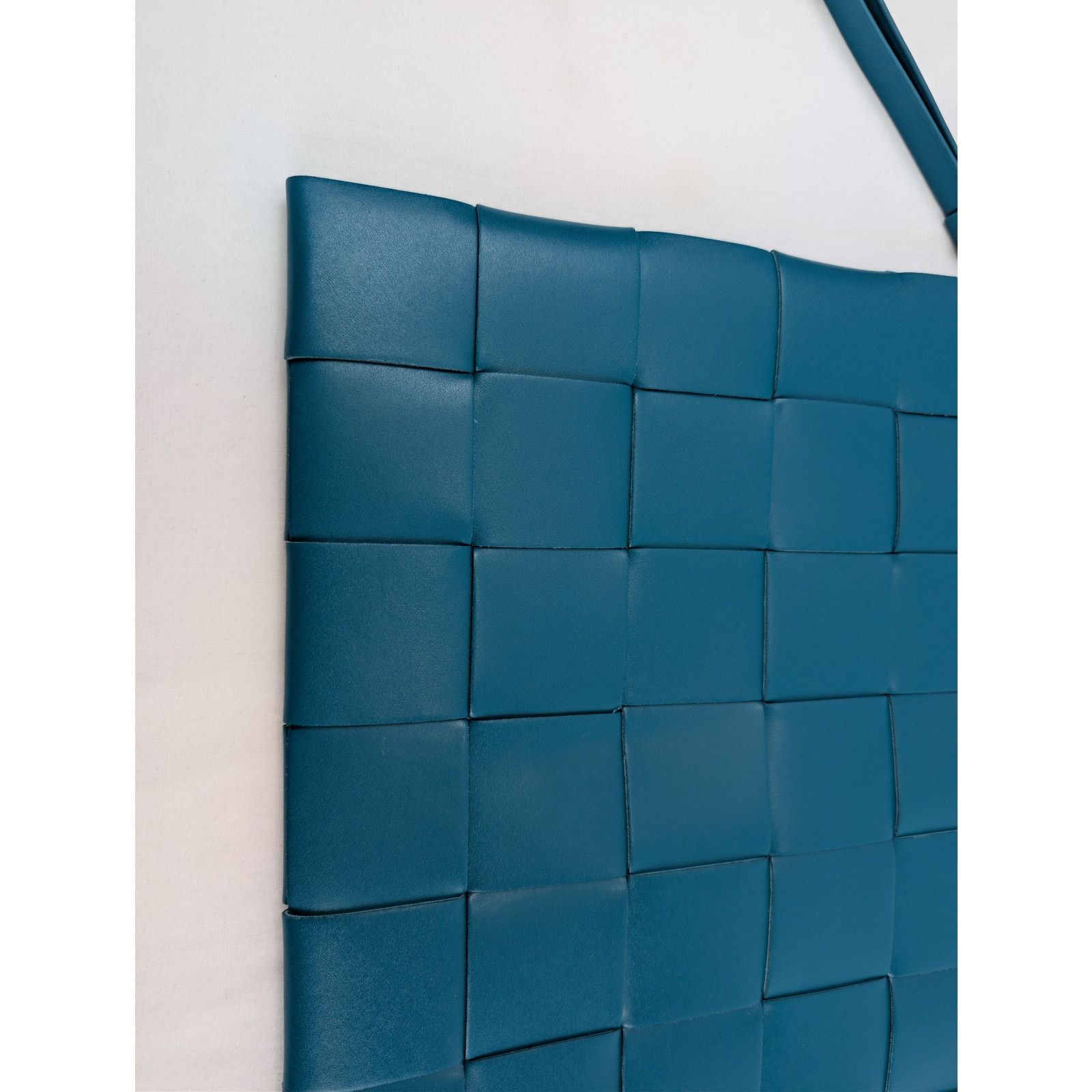 Bottega Veneta o1rshd1 Size: OS / Intrecciato woven leather clutch pouch Size ONE SIZE - 5 Thumbnail