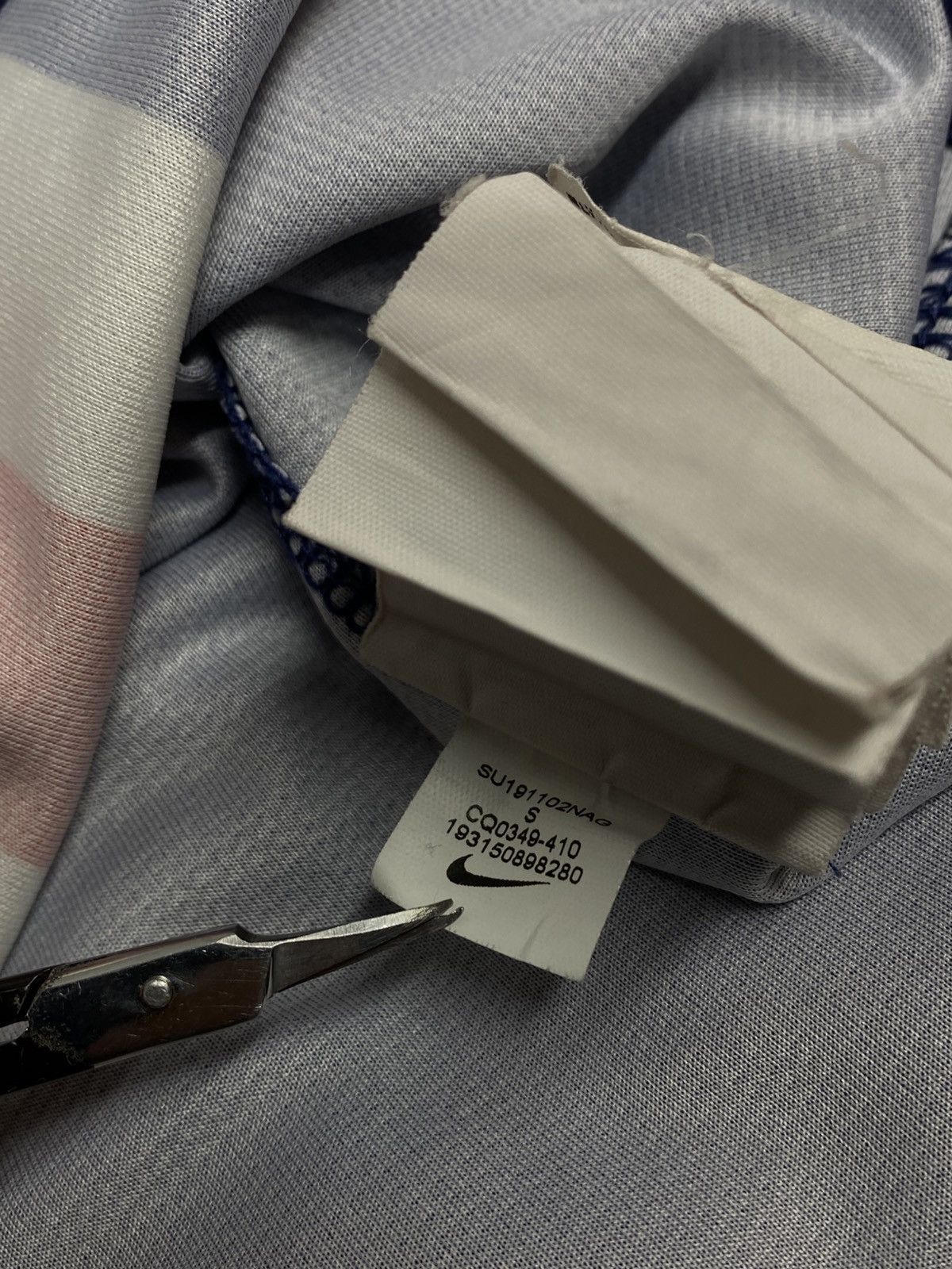 Nike Nike PSG Paris Saint Germain 2019/20 Home Soccer Jersey Size US S / EU 44-46 / 1 - 18 Thumbnail