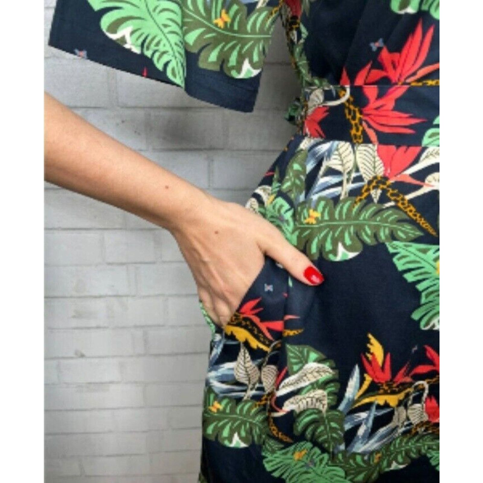 Brooks Brothers Brooks Brothers Blue Floral Dress, V-Neck, Pockets, Sz 2 Size XS / US 0-2 / IT 36-38 - 4 Thumbnail