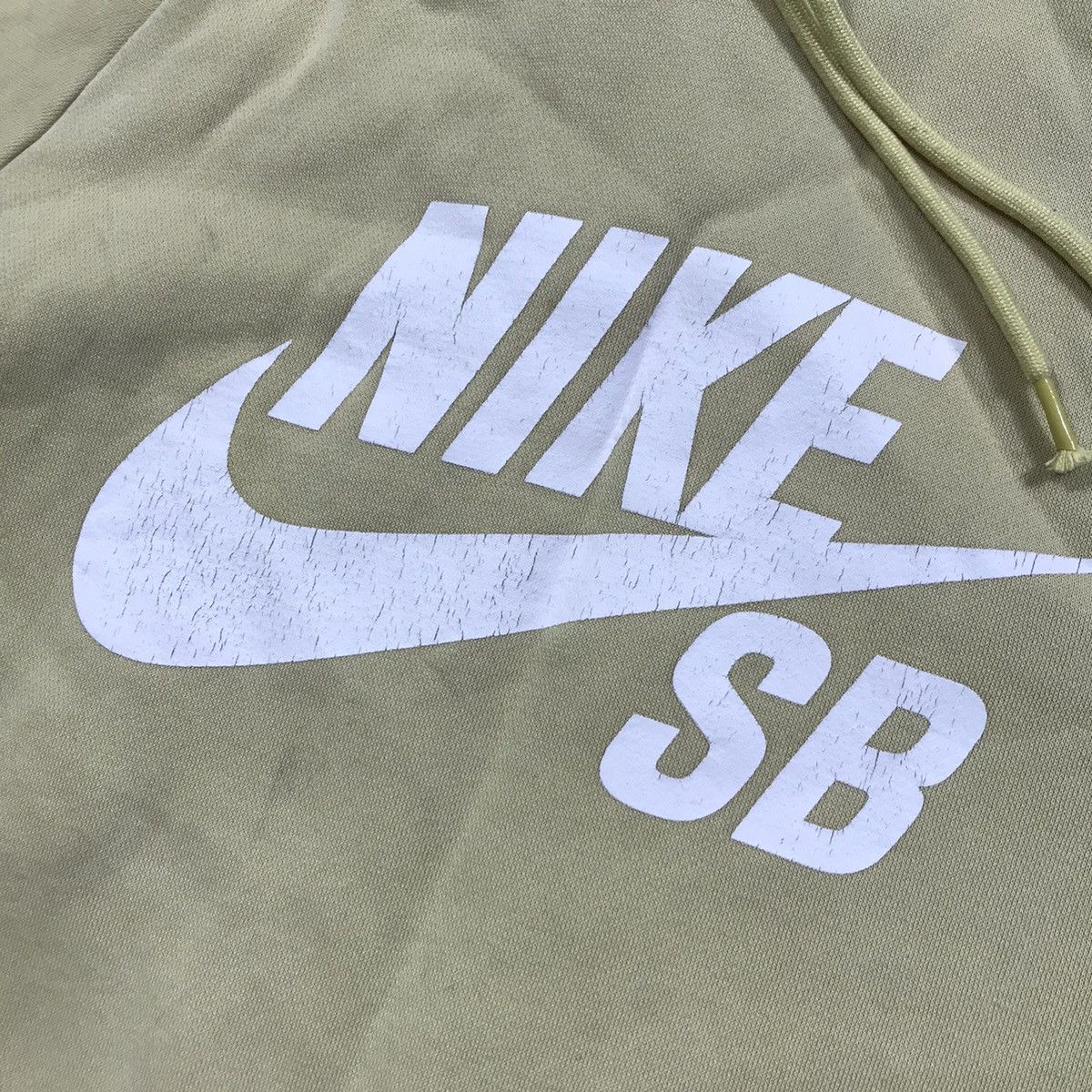 Vintage Vintage Nike SB Hoodie Cream Skate Streetwear Y2K Relaxed L Size US L / EU 52-54 / 3 - 4 Thumbnail