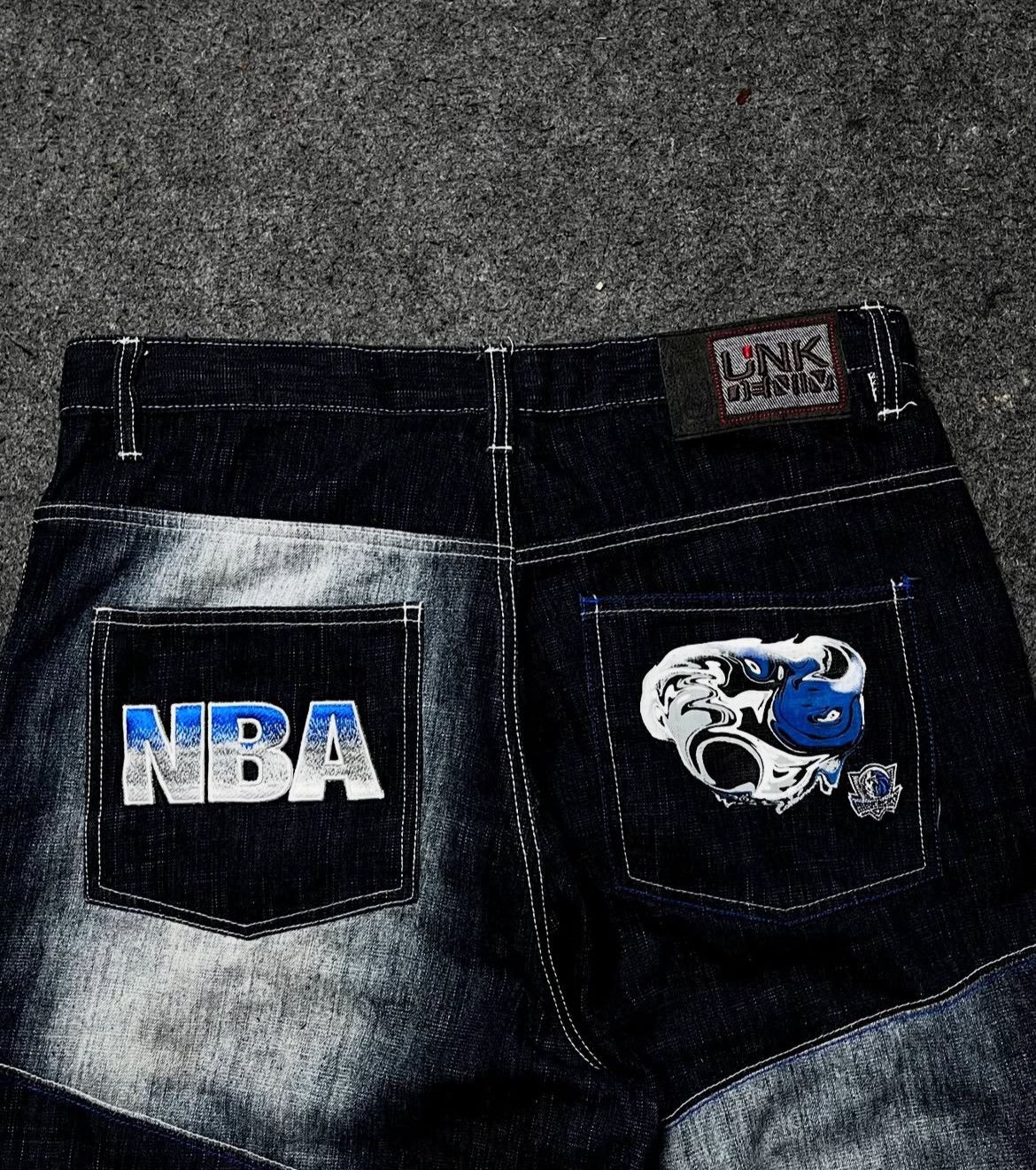 Japanese Brand × NBA × Vintage 00’S JORTS PANTS NBA UNK DALLAS MAVERICKS Size US 32 / EU 48 - 14 Thumbnail