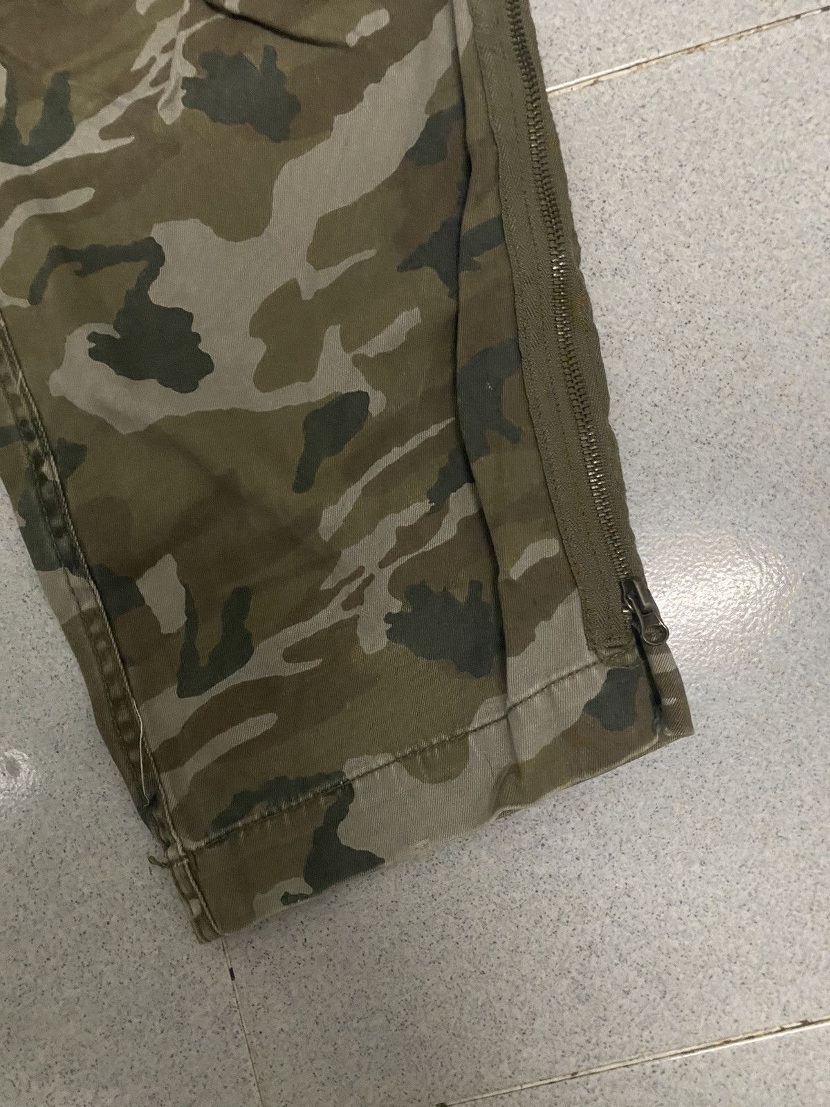 Japanese Brand × Vintage Vintage Real Crush Clothing Camo Cargopants Size US 32 / EU 48 - 10 Thumbnail