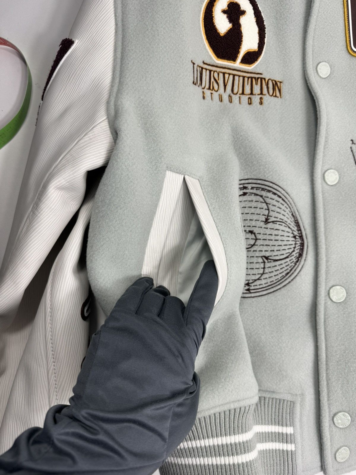 KidSuper LOUIS VUITTON X KIDSUPER STUDIOS VARSITY JACKET Size US XL / EU 56 / 4 - 13 Thumbnail